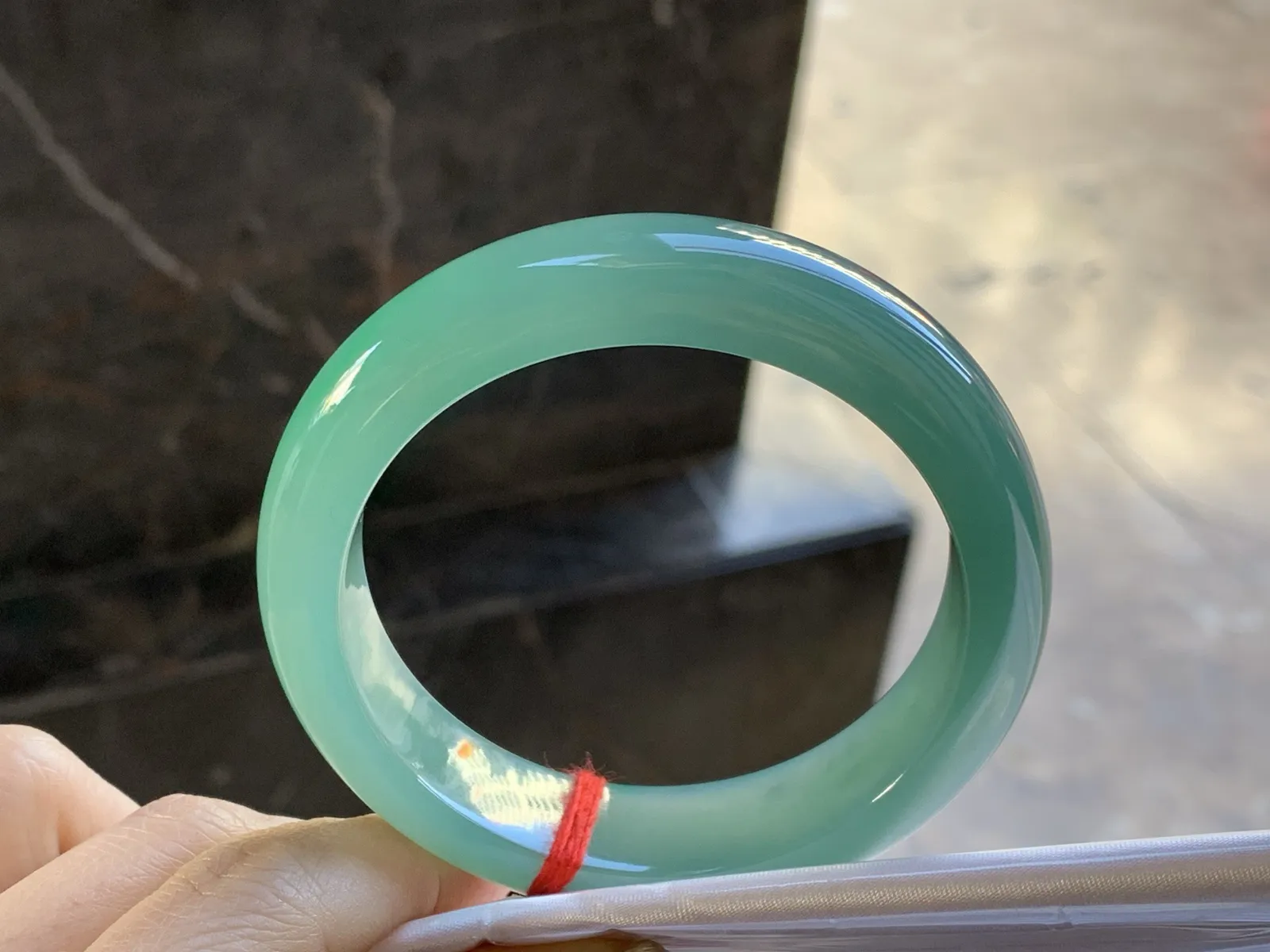 57-14.5-9

带色手镯^_^有种有色 上手漂亮