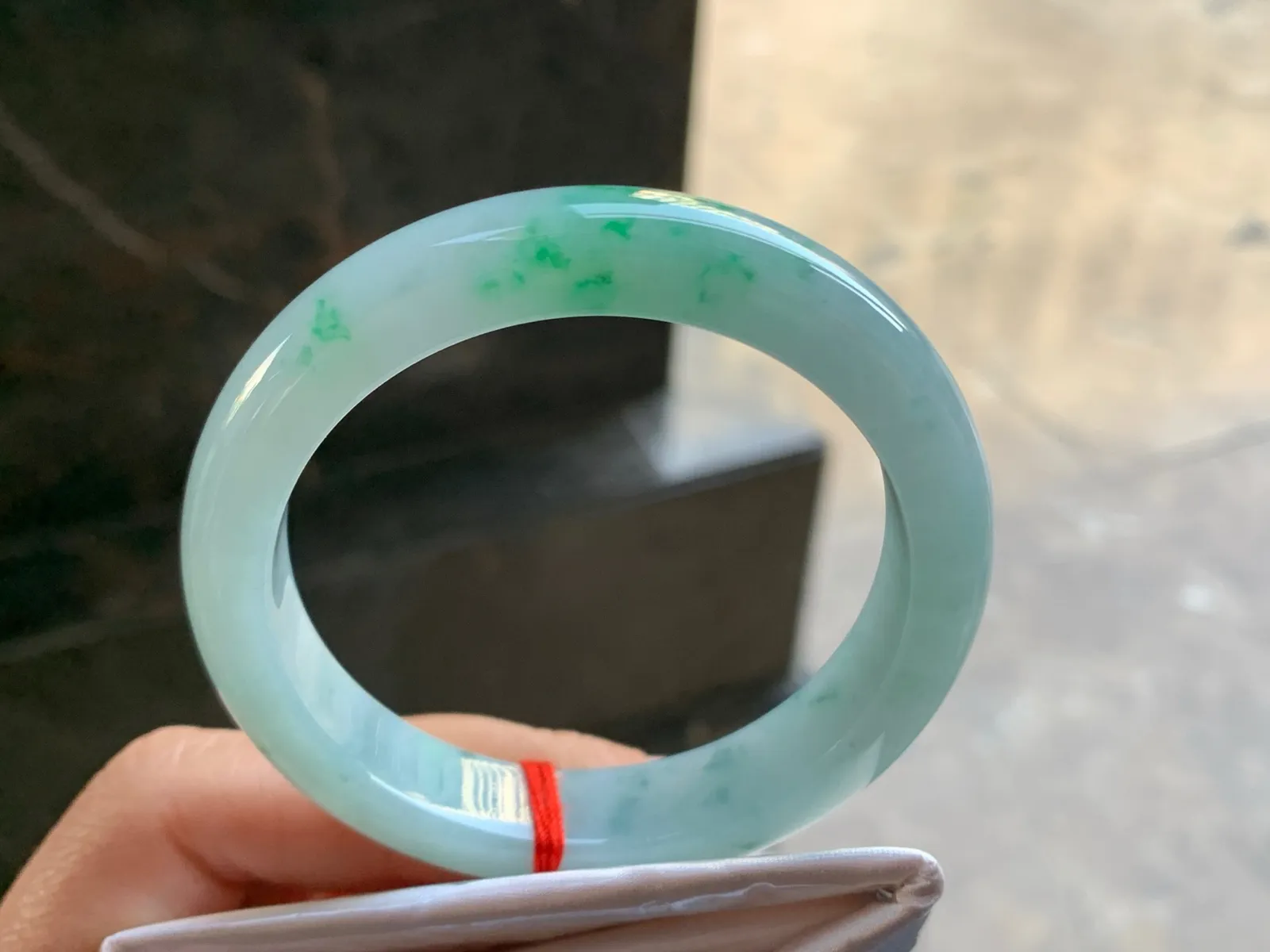 53-11.8-8

飘绿手镯^_^清新