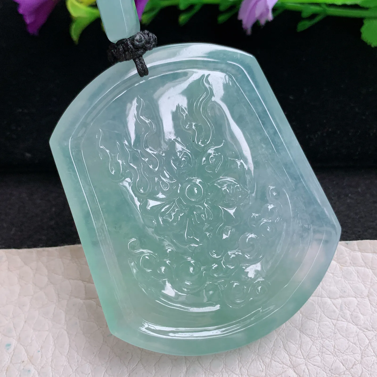 yl实拍56.4*47*11.8缅甸翡翠精雕冰绿虚空藏 生肖守护神玉吊坠 玉挂坠