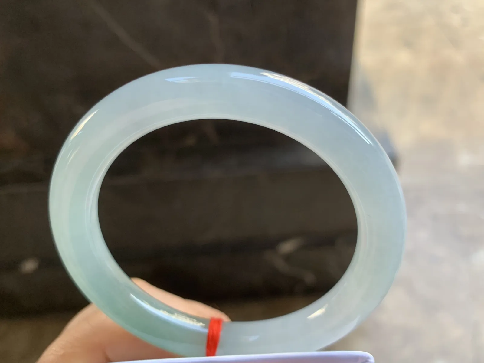 57-10mm
冰种晴水圆条手镯 冰透莹润