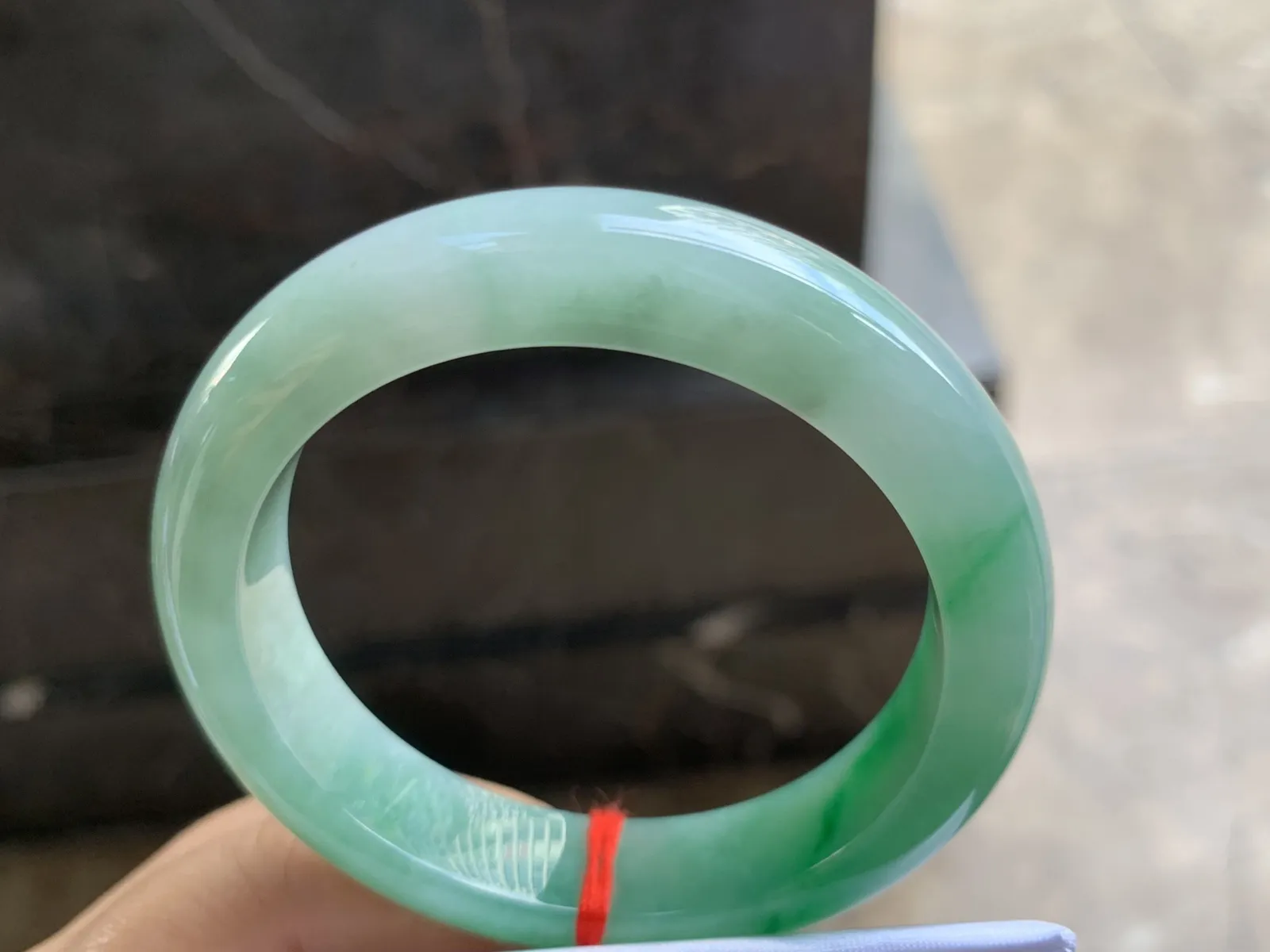 51-12.3-8.5mm
带色手镯 底子细腻 感受漂亮 小手福利 推荐