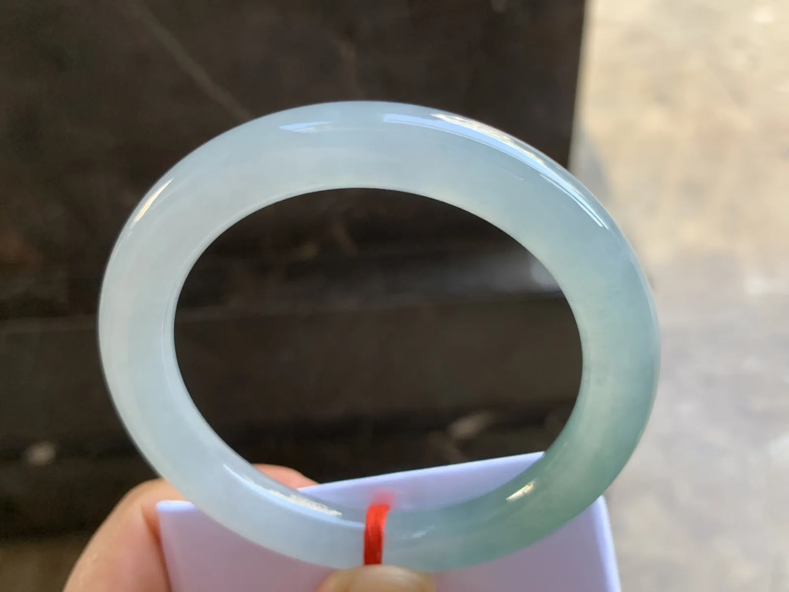 57-10mm
冰种晴水圆条手镯 冰透莹润