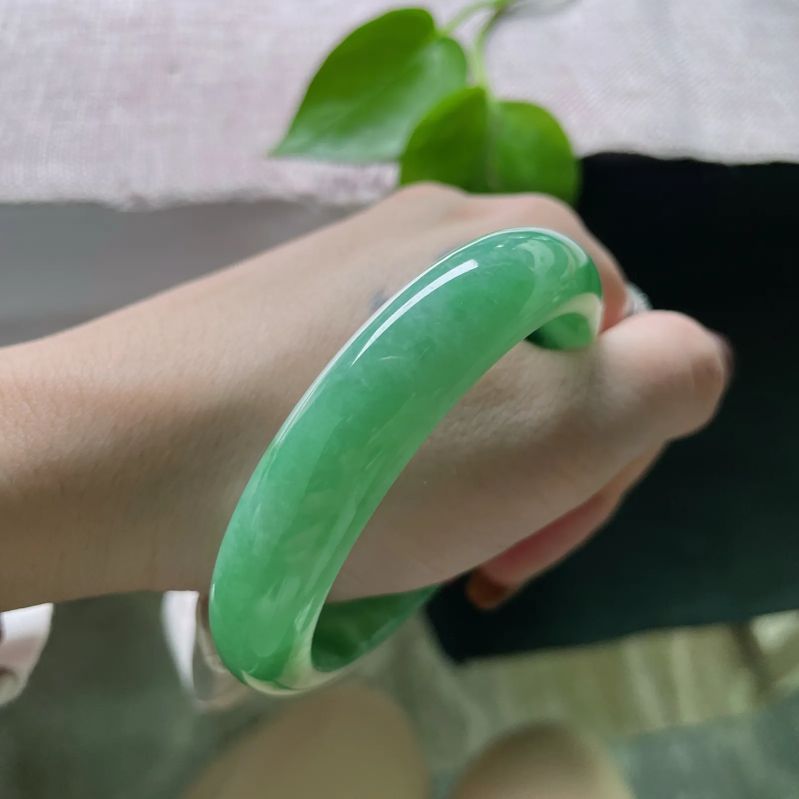 56.3/13.3/8.5，绿豆底正圈，贵气，耐看，春色满园，沉稳大气，完美