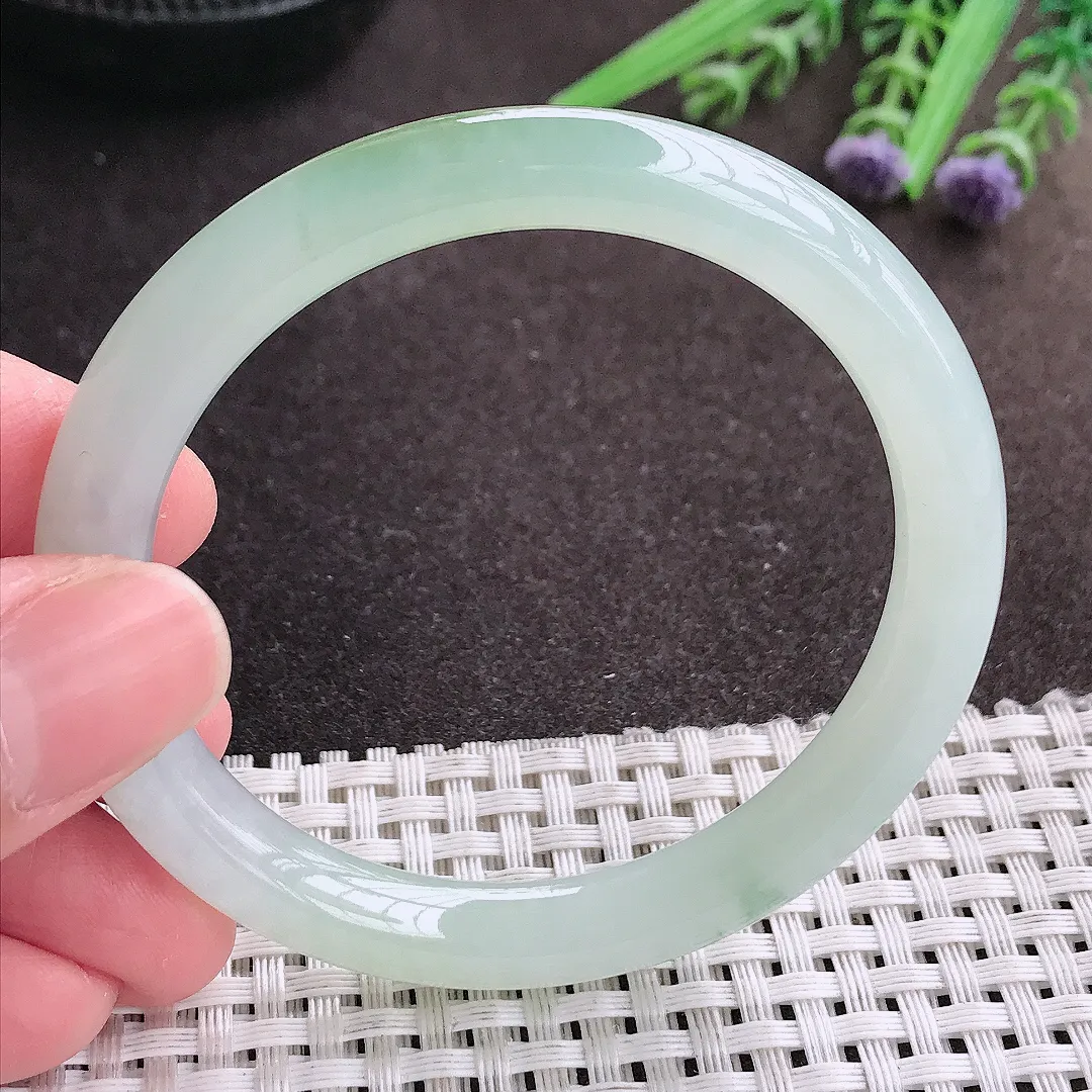 实拍A货翡翠53.5/7.9/7.8老坑冰胶果冻冰晴圆条手镯翡翠玉镯