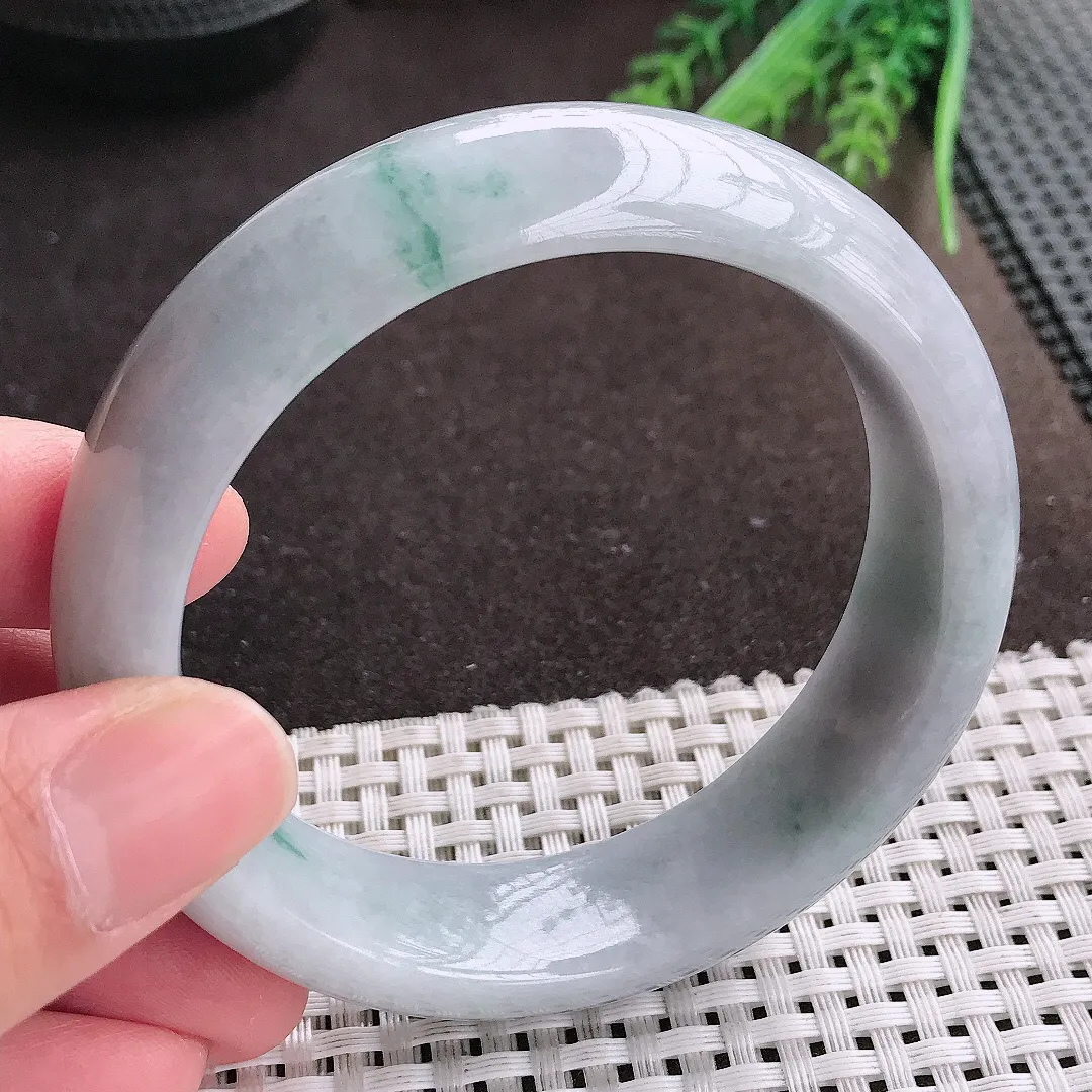 实拍A货翡翠59/17.3/9轮胎镯老坑温润飘花手镯宽边翡翠玉镯