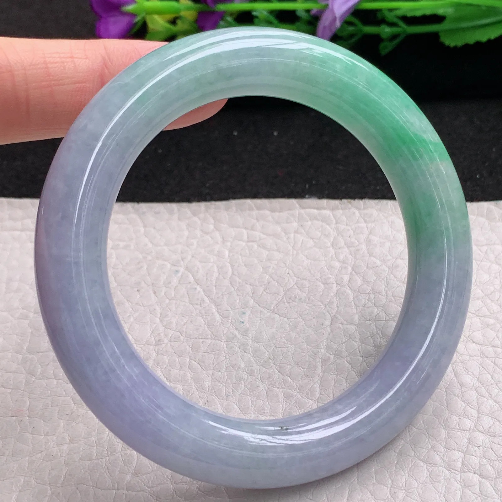 ll实拍56*11.6胖圆镯 缅甸翡翠精美春带彩圆条玉手镯 玉手环