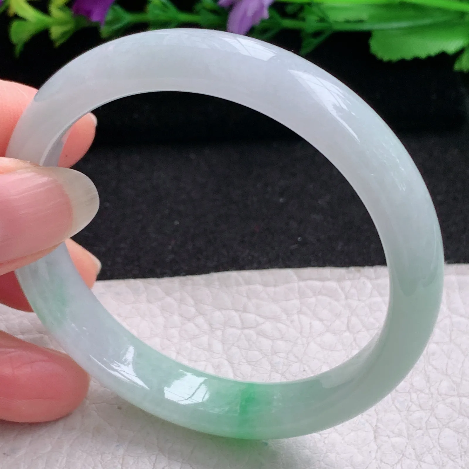 js实拍54.5*11.5*6.8平安镯 缅甸翡翠精美冰飘绿花宽边玉手镯 玉手环