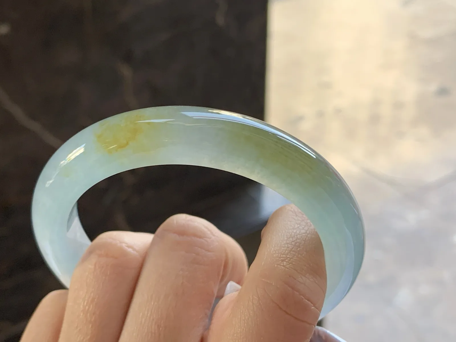 59-12.2-9.2

冰黄大圈手镯^_^透亮 荧光十足