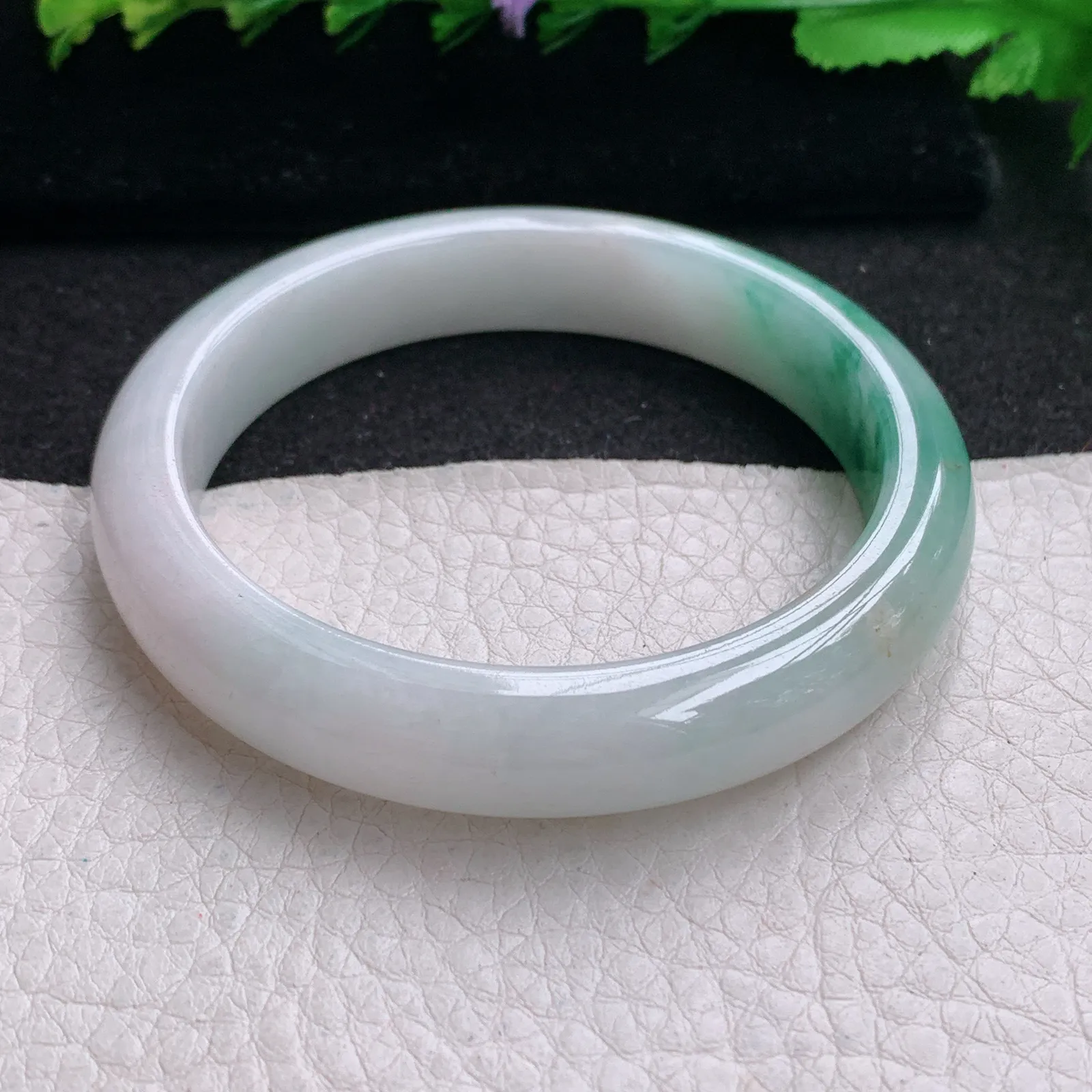 nr实拍55.5*11.5*8平安镯 缅甸翡翠精美飘花水润宽边玉手镯 玉手环