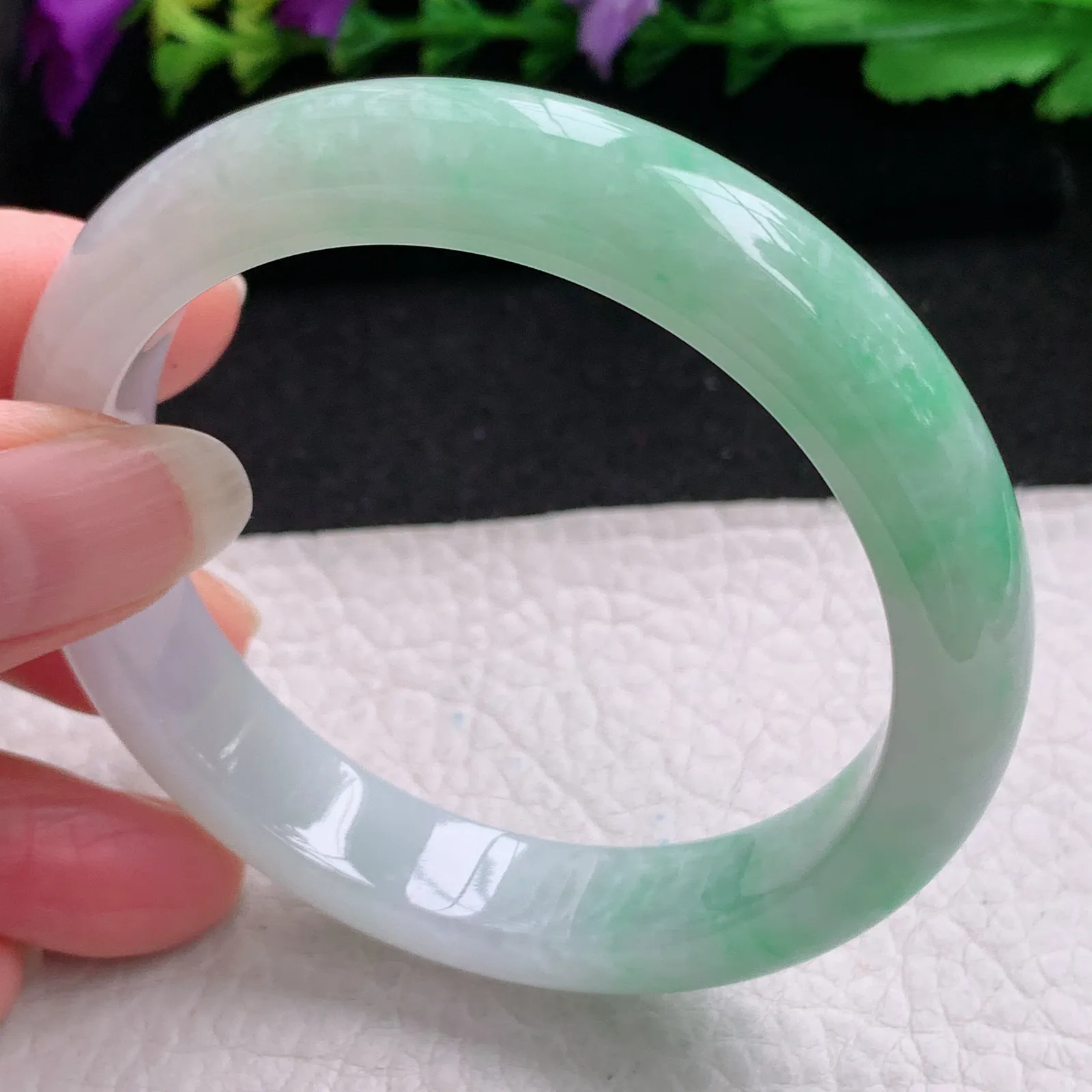 ee实拍56*11.6*8.2平安镯 缅甸翡翠精美冰飘绿宽边玉手镯 玉手环