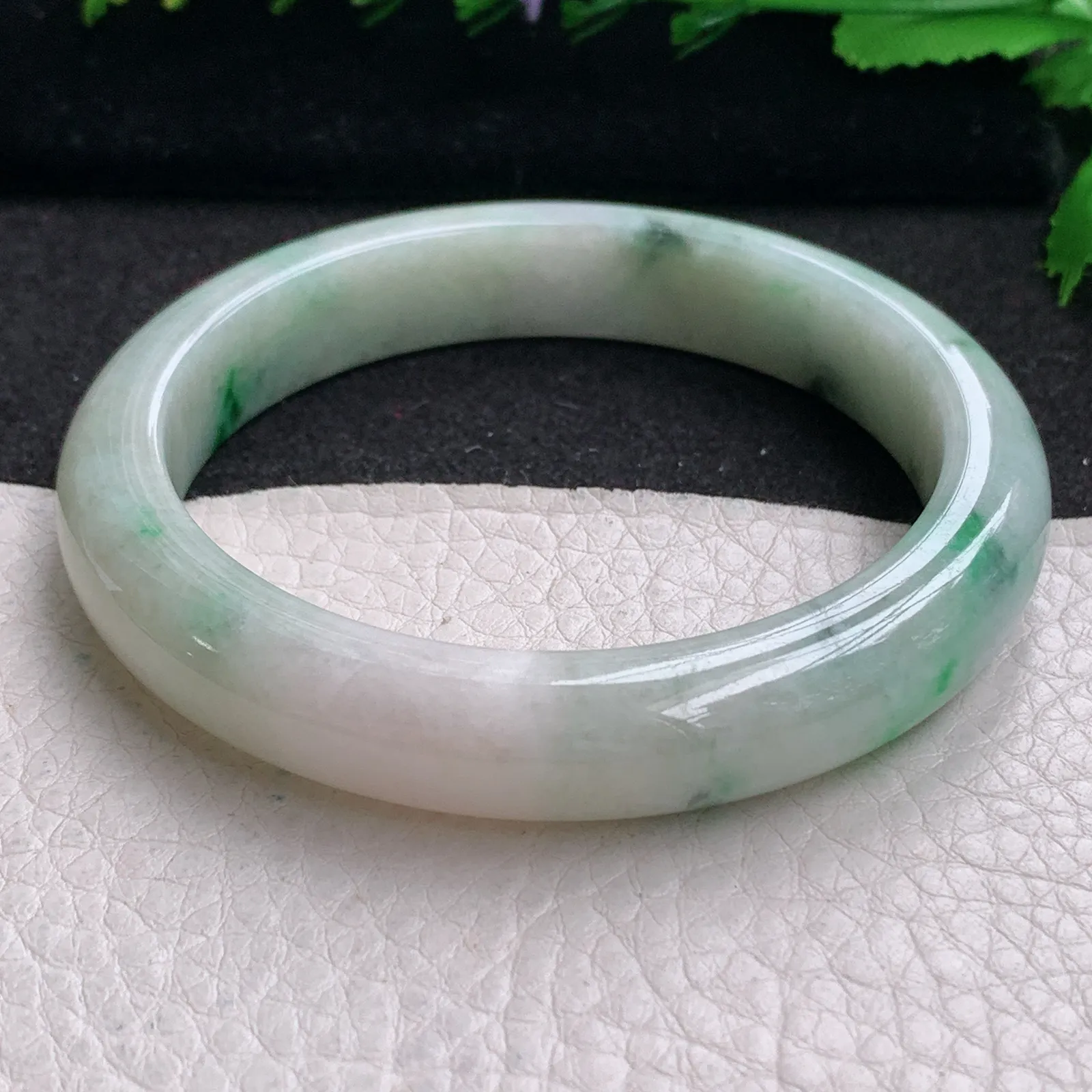 ll实拍58.3*11.6*9平安镯 缅甸翡翠精美飘花水润宽边玉手镯 玉手环