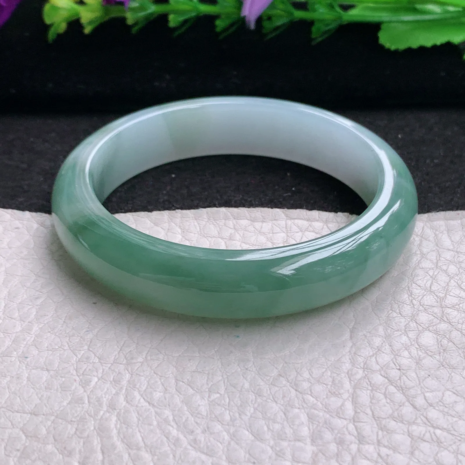 z小圈口51*11.8*7.5平安镯 缅甸翡翠精美半山水宽边玉手镯 玉手环