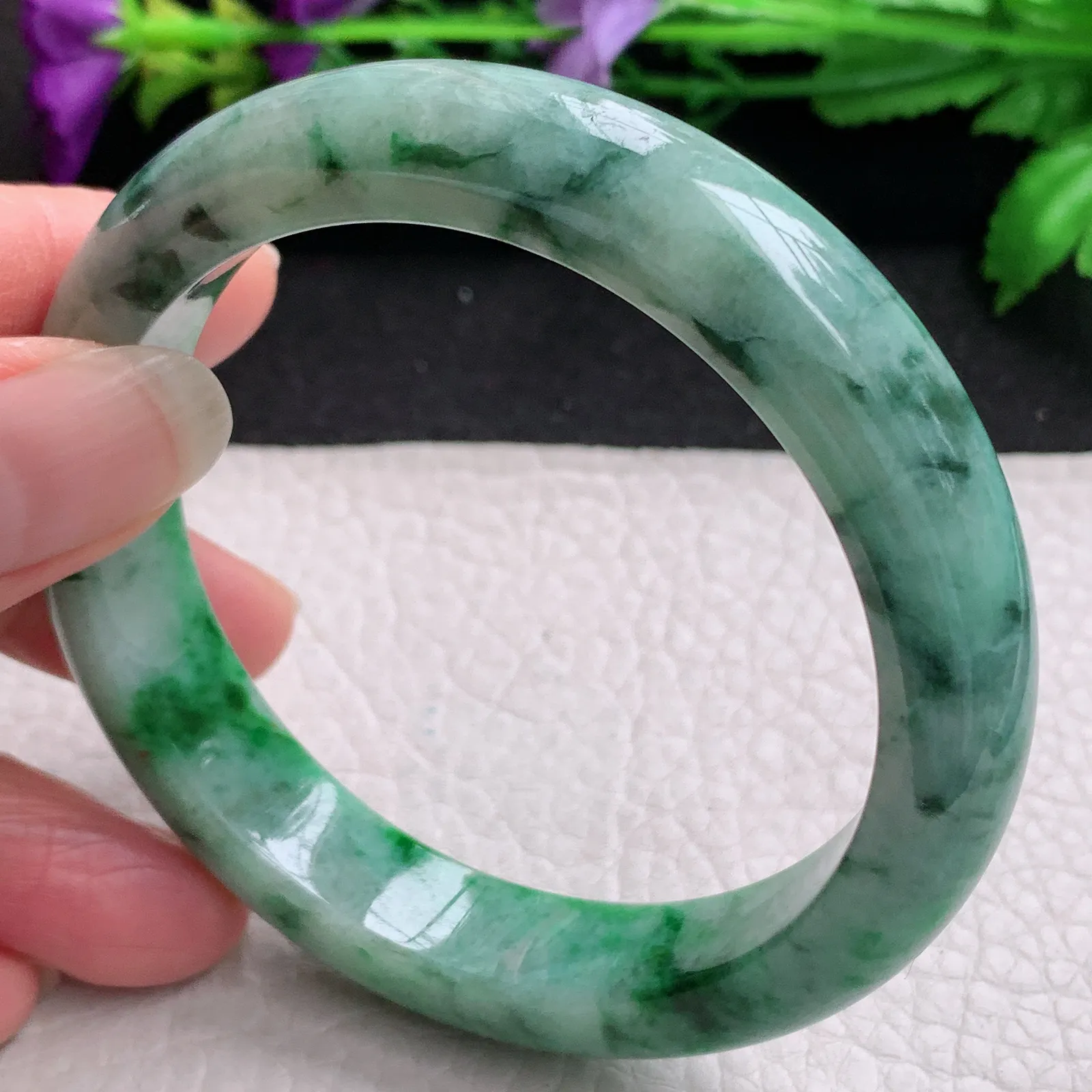 ll实拍58*12.5*8.5平安镯 缅甸翡翠精美辣绿水润宽边玉手镯 玉手环