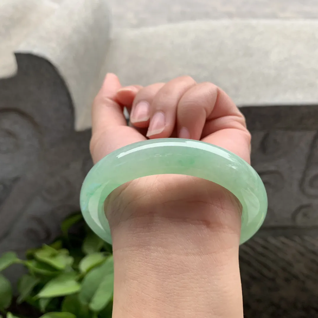 圈口56.6-11.8-9.5 【冰绿正圈手镯】正圈56 57可戴