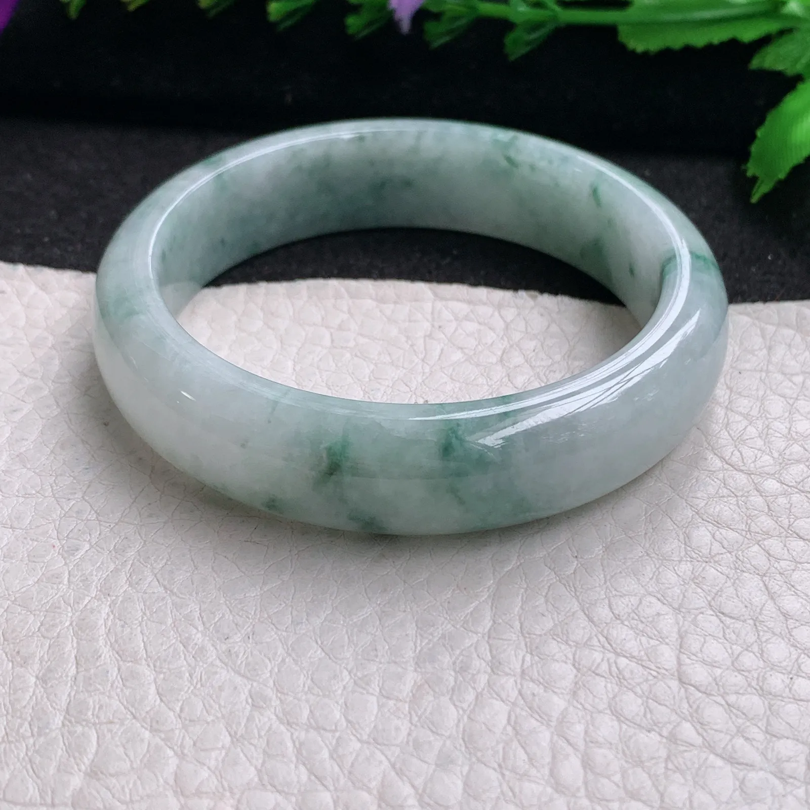 ll实拍53.3*13.8*7.5平安镯 缅甸翡翠精美飘花水润宽边玉手镯 玉手环