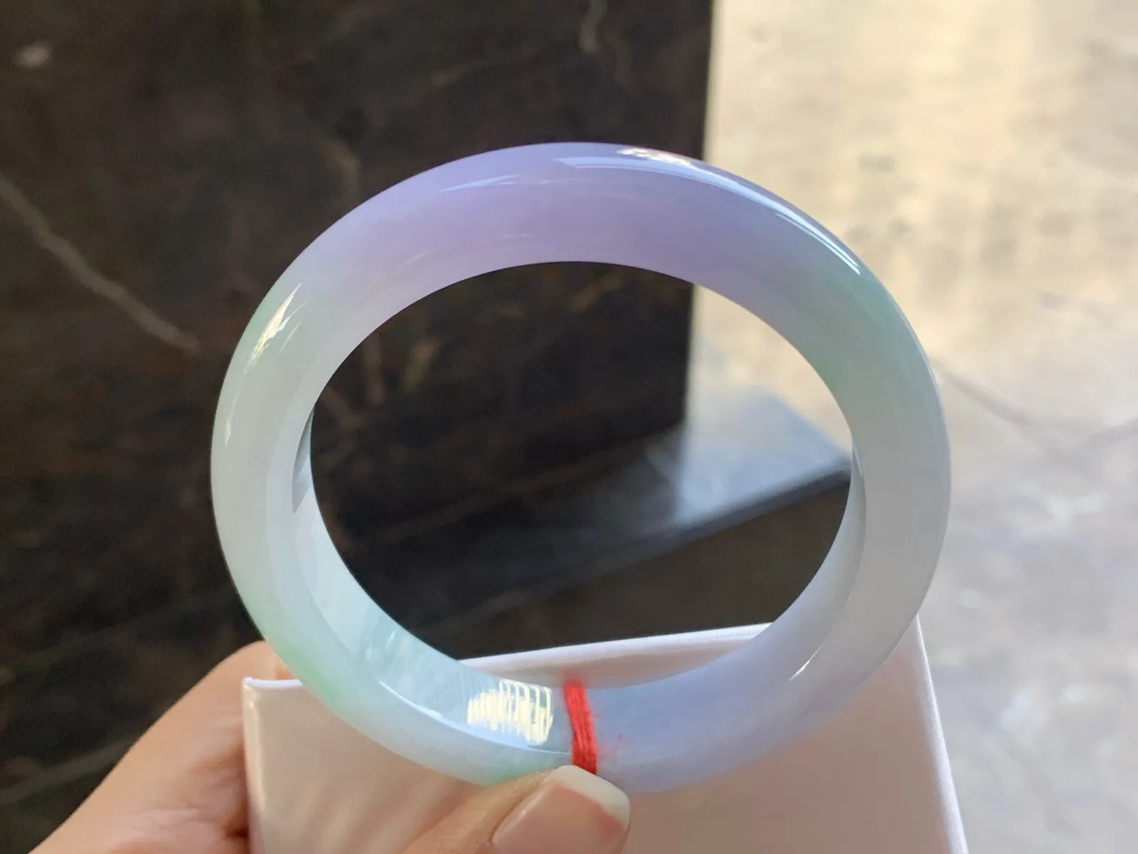 58-12.8-9.3

春带彩手镯^_^鲜艳 玉质温润