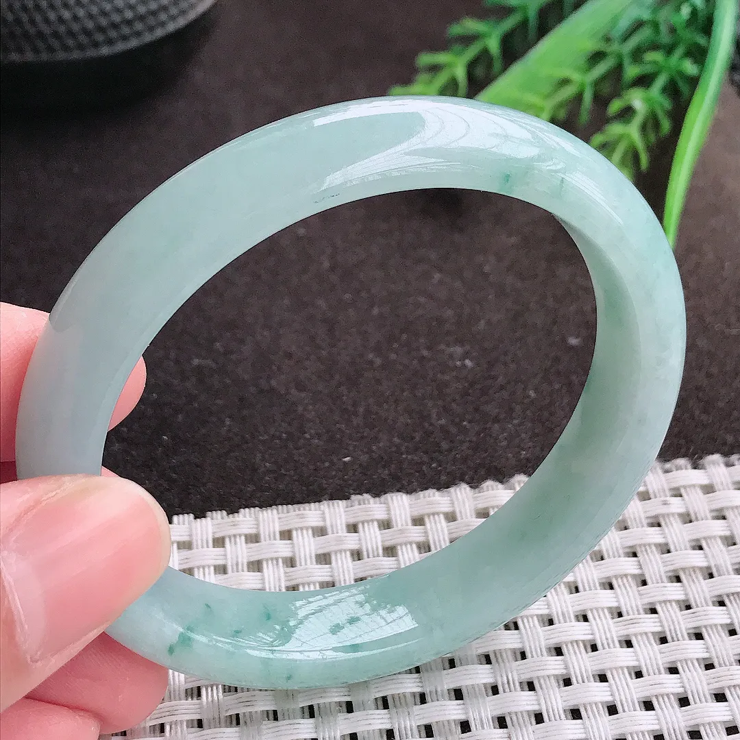 实拍A货翡翠57/50/12.9/7.8老坑秀气温润飘花贵妃手镯宽边翡翠玉镯