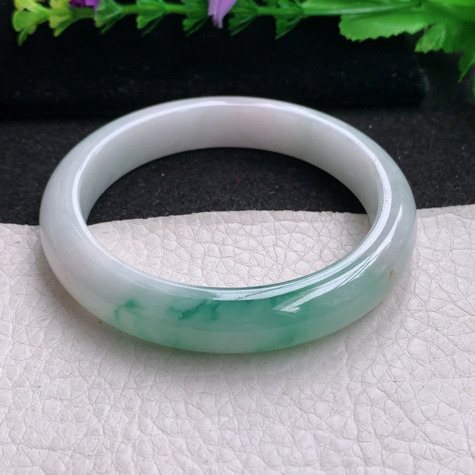 nr实拍55.5*11.5*8平安镯 缅甸翡翠精美飘花水润宽边玉手镯 玉手环