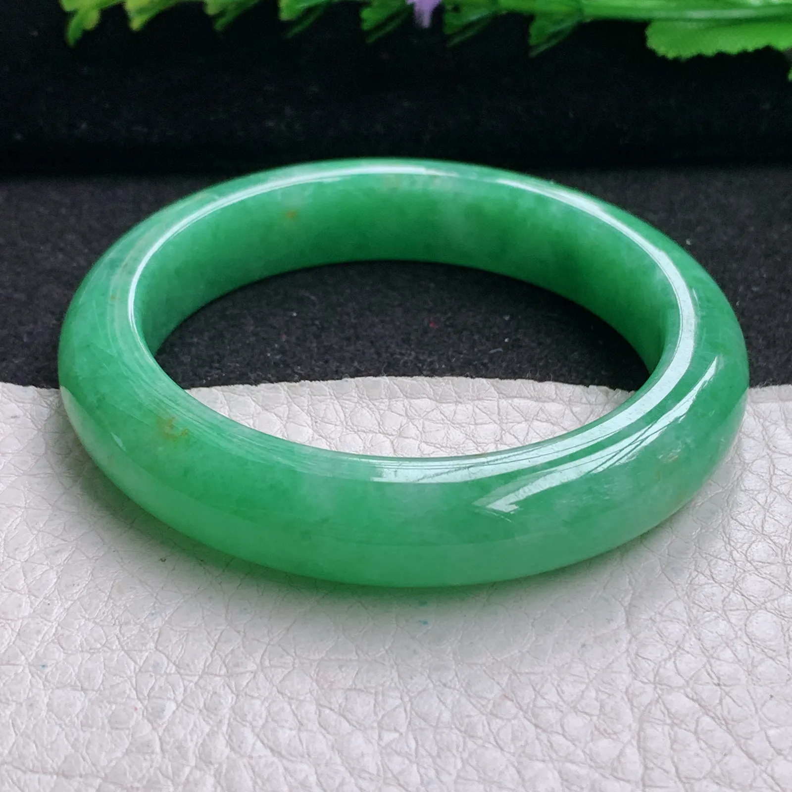 yh小圈口53*11.6*8.8平安镯 缅甸翡翠精美满绿厚装宽边玉手镯 玉手环