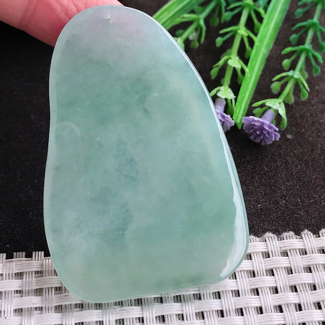 实拍A货翡翠60.6/41.8/6老坑冰胶水灵冰晴绿文殊菩萨吊坠翡翠观音玉牌挂件