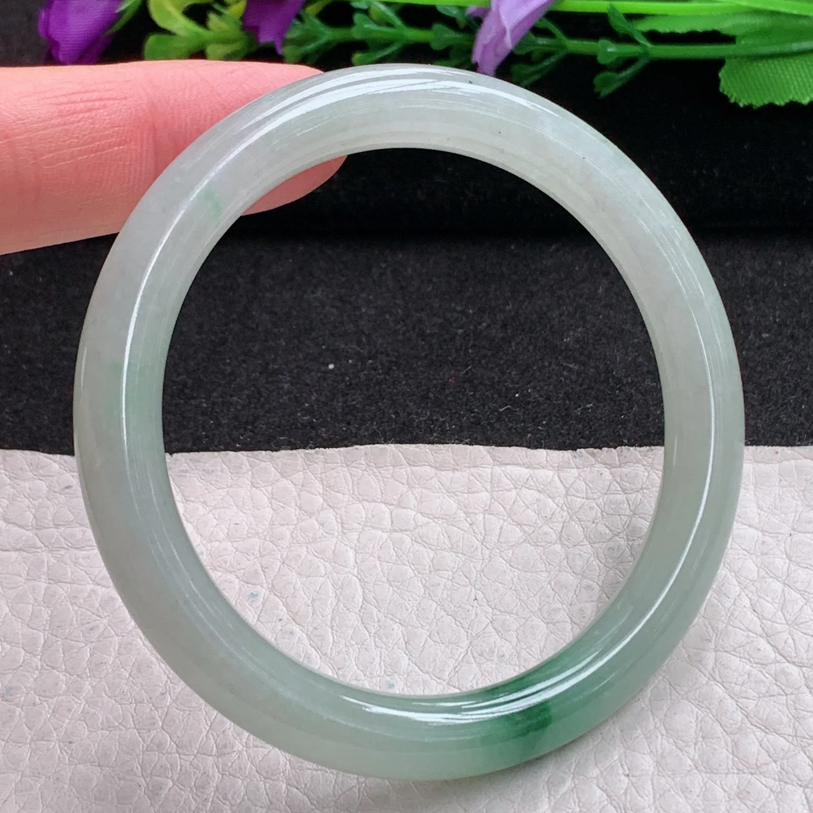 ll实拍55*8.3美人镯 缅甸翡翠精美冰润黄加绿圆条玉手镯 叮当镯