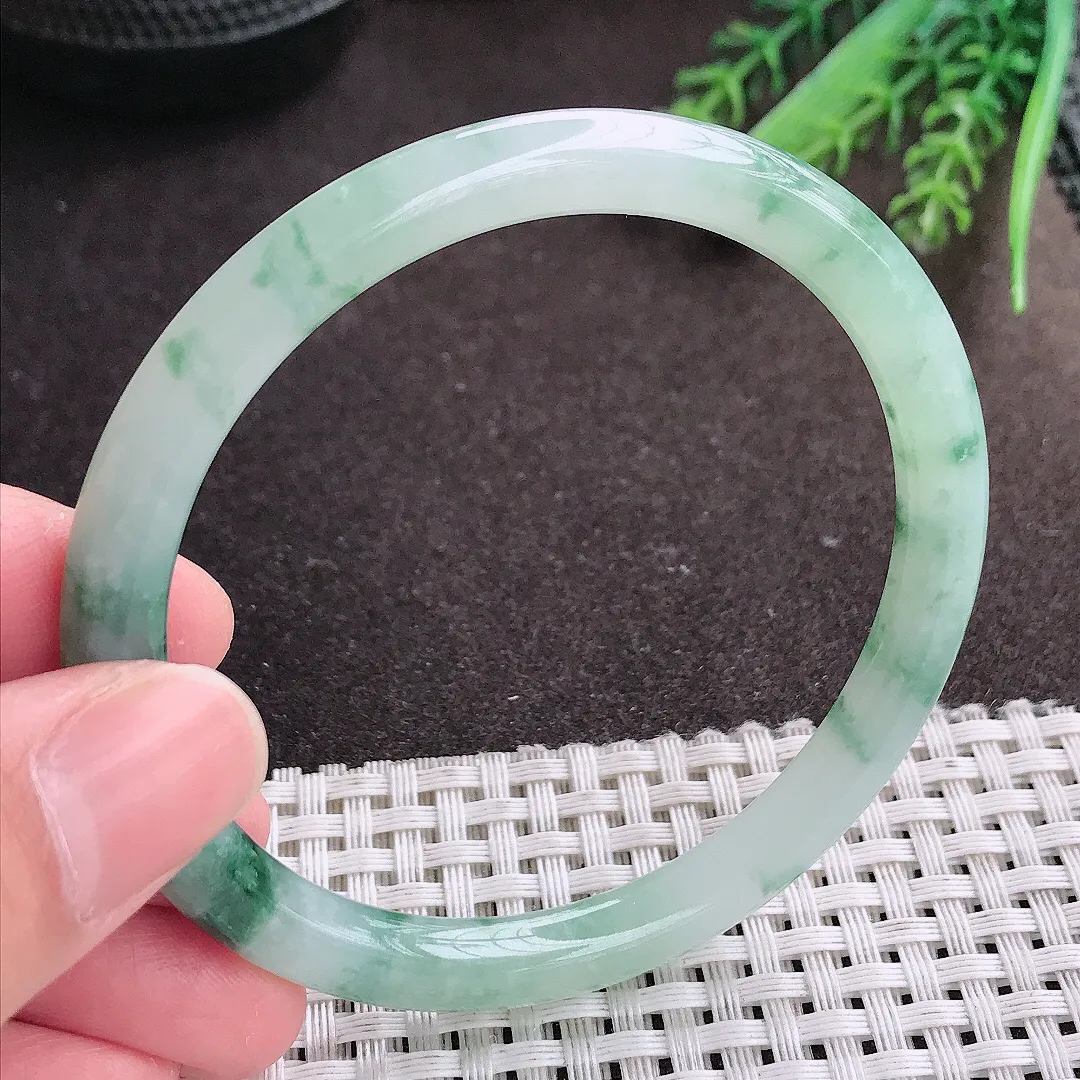 实拍A货翡翠58.5/6.8/7.2老坑冰润起胶飘花细条手镯翡翠叮当镯玉镯