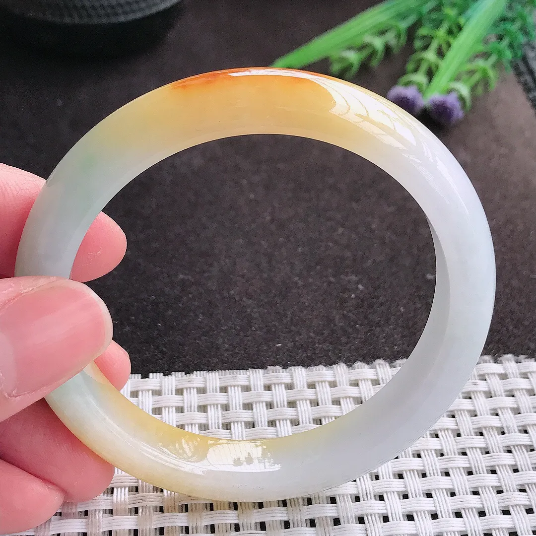 实拍A货翡翠57/10.9/8.1老坑冰胶水灵特色鸡油黄黄翡手镯宽边玉镯