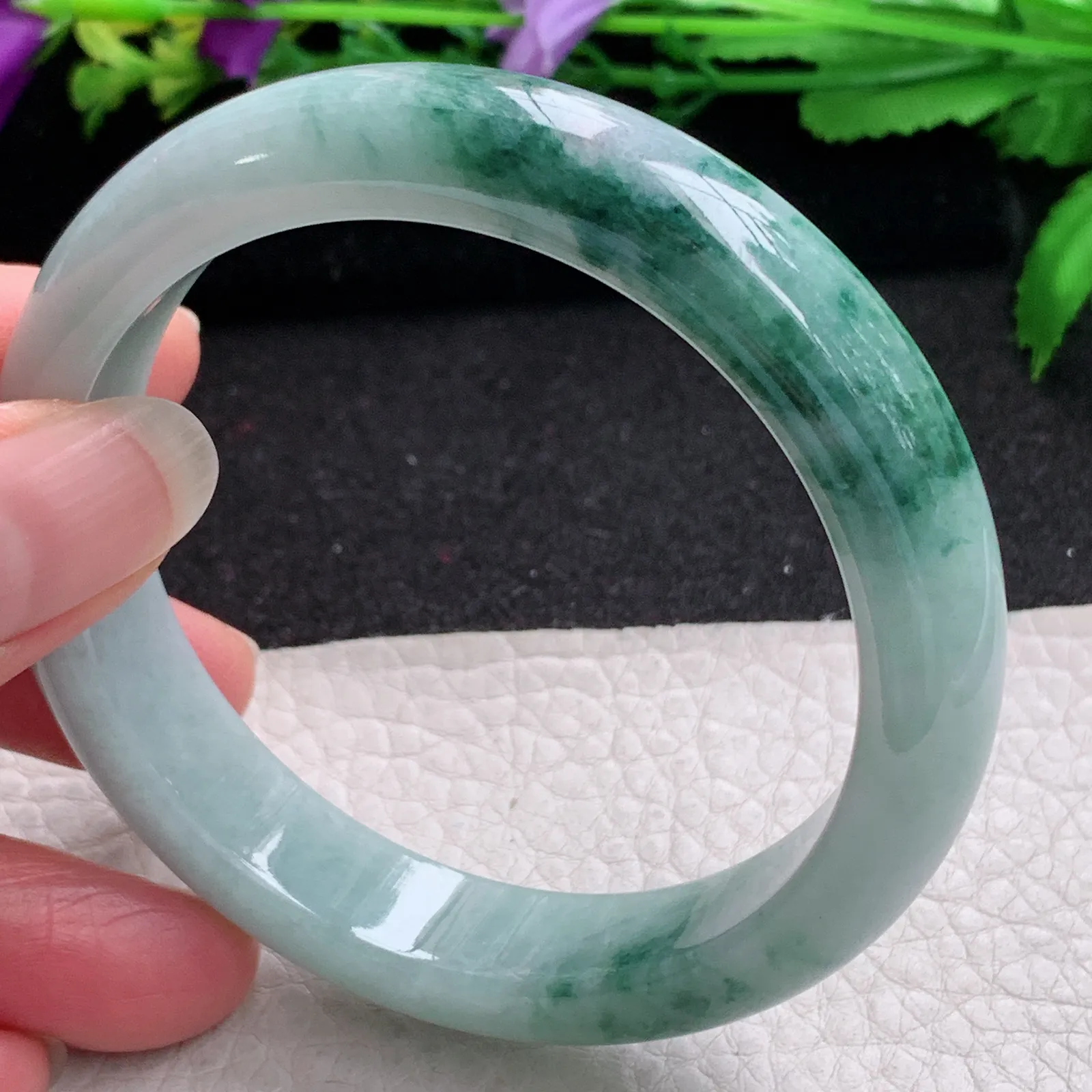 ll实拍58.6*13*8平安镯 缅甸翡翠精美飘花水润宽边玉手镯 玉手环