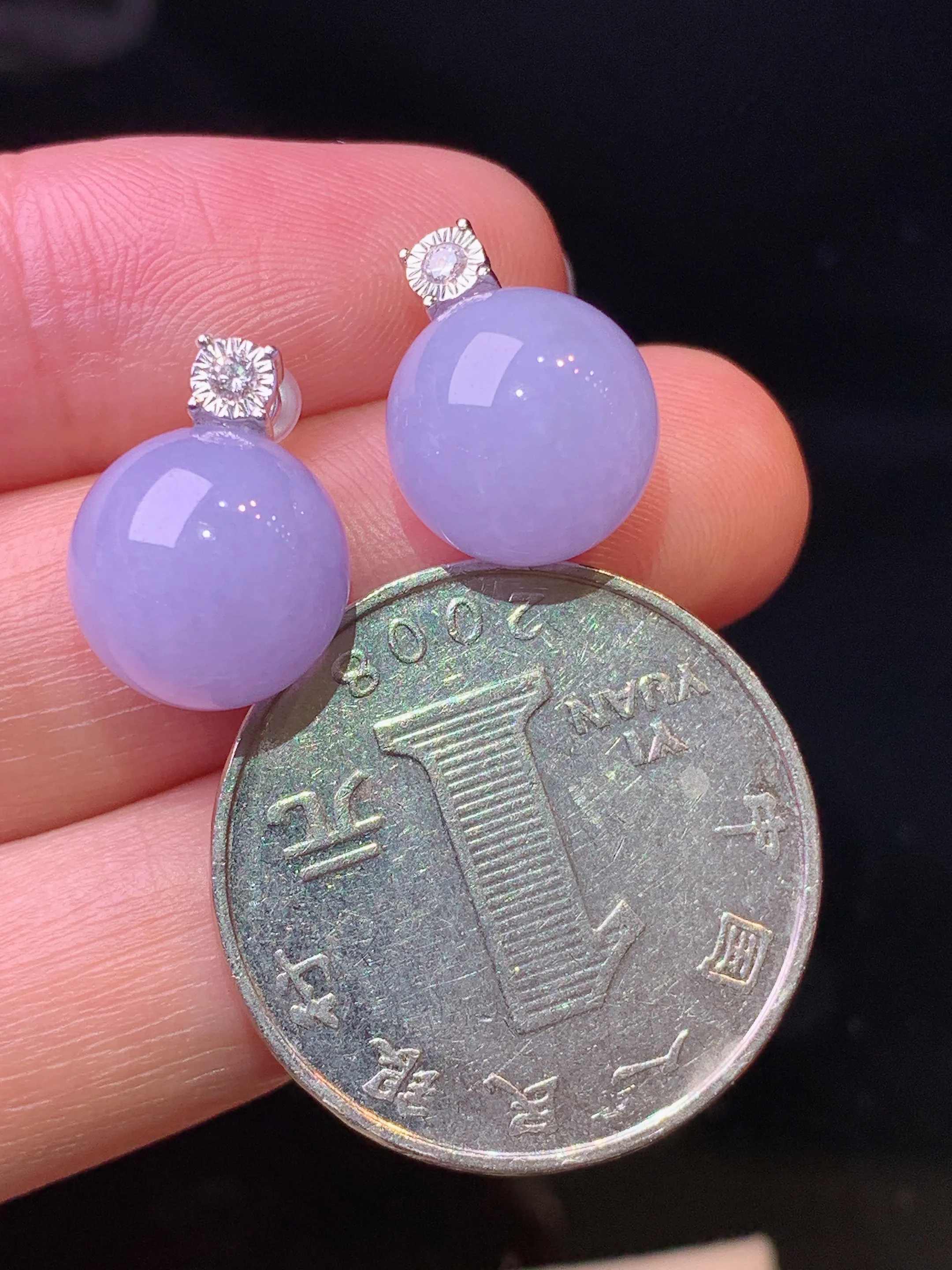 18k金钻镶嵌紫罗兰圆珠耳钉吊坠 玉质细腻 色泽艳丽清新 整体尺寸 14.5*11