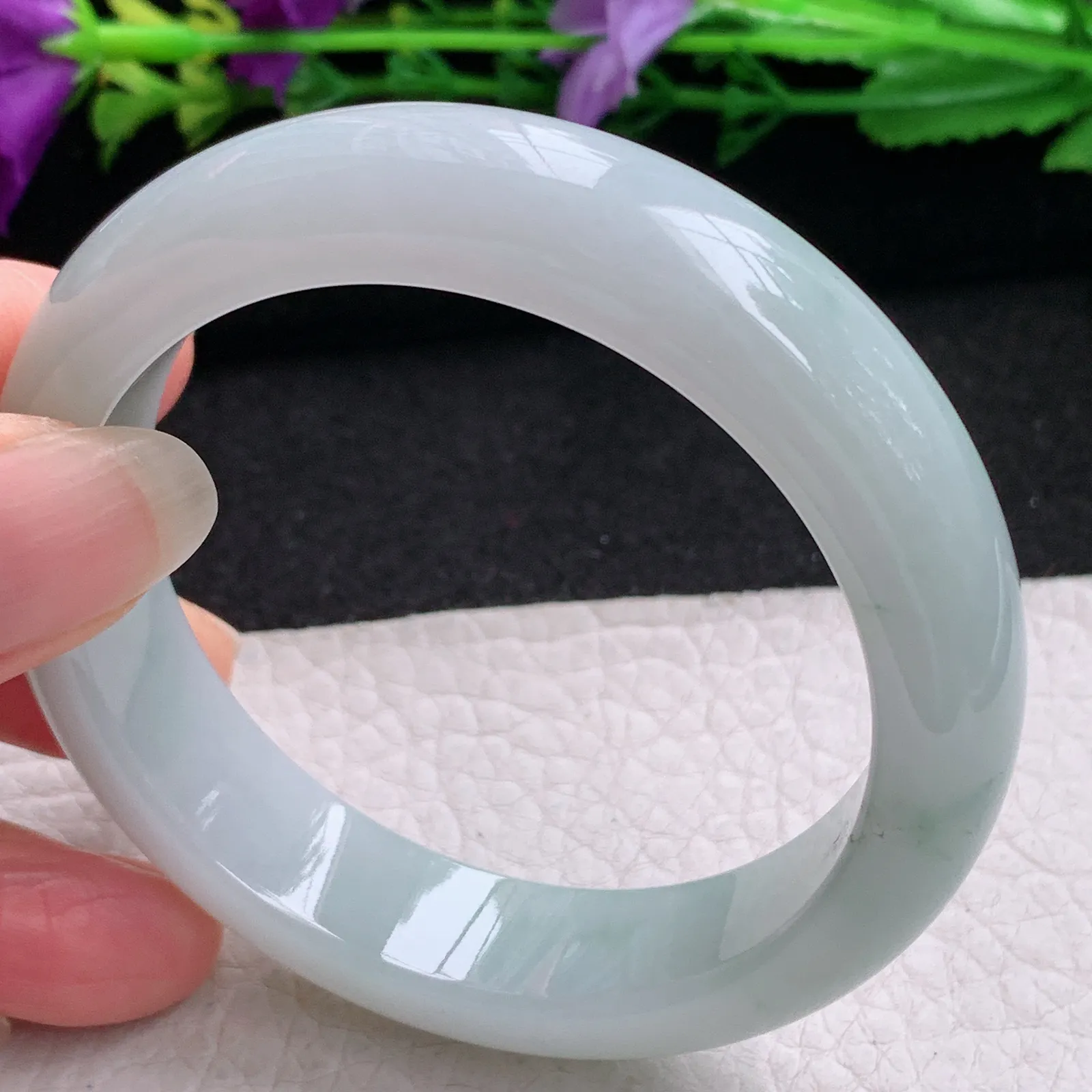 nr实拍54*14*8.3平安镯 缅甸翡翠精美飘花水润宽边玉手镯 玉手环