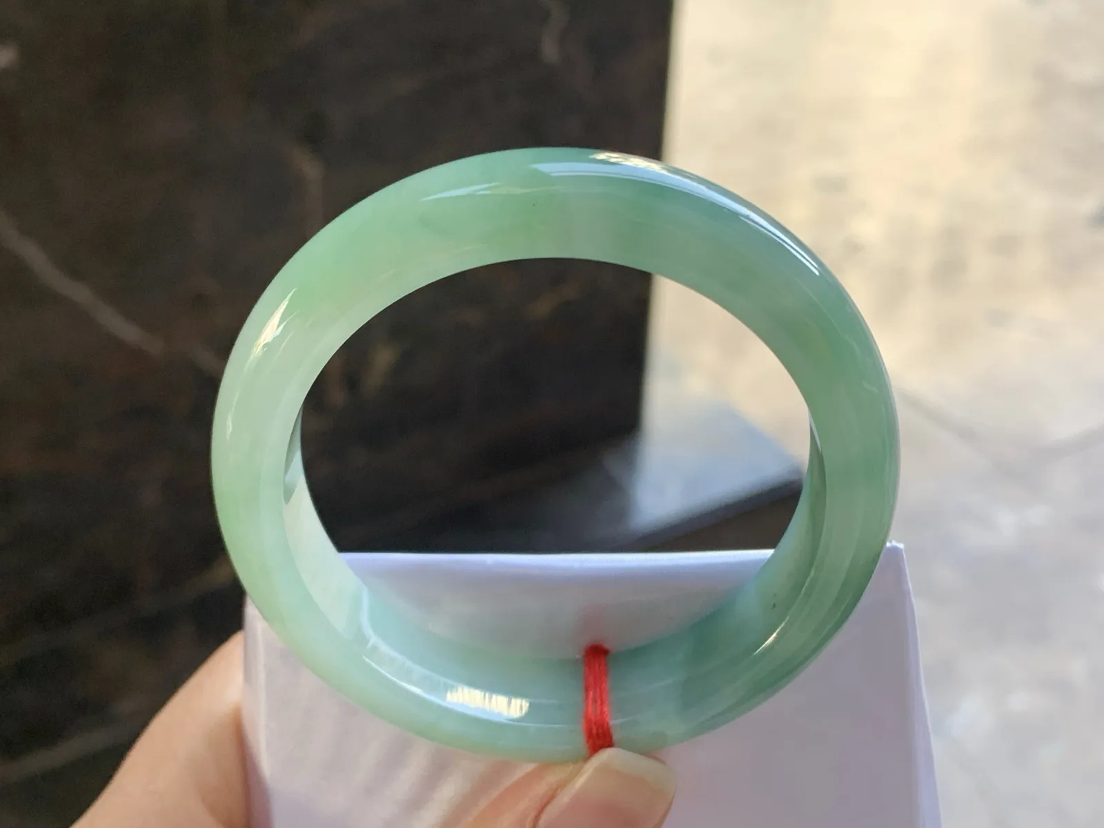 52-13-8.1

绿色手镯^_^鲜艳 细腻