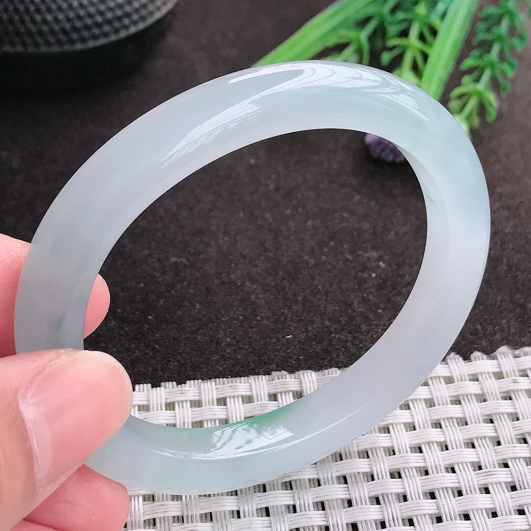 实拍A货翡翠54/46/8.9/8.2老坑冰种果冻胶天空蓝贵妃手镯翡翠玉镯