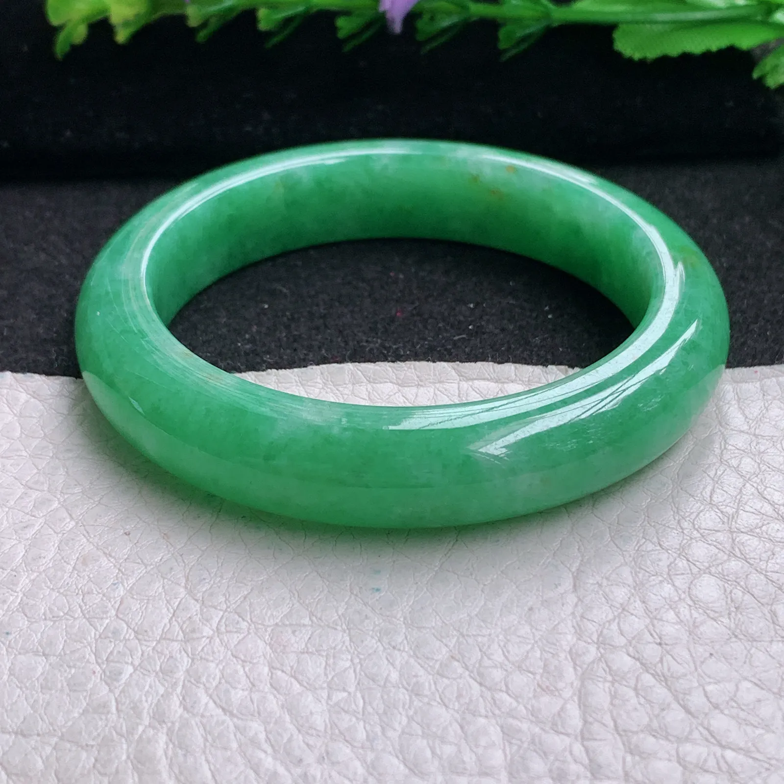 yh小圈口53*11.6*8.8平安镯 缅甸翡翠精美满绿厚装宽边玉手镯 玉手环