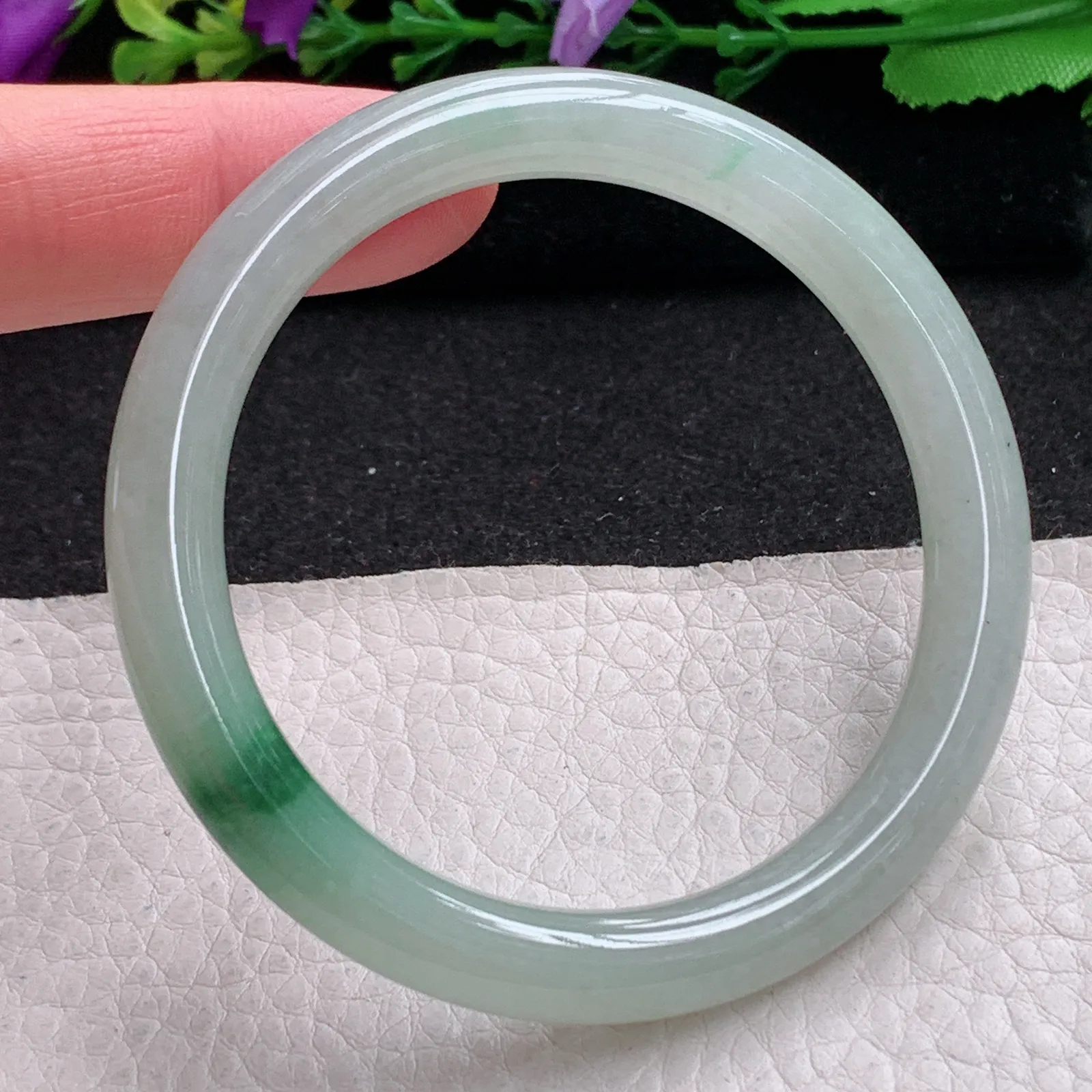 ll实拍55*8.3美人镯 缅甸翡翠精美冰润黄加绿圆条玉手镯 叮当镯