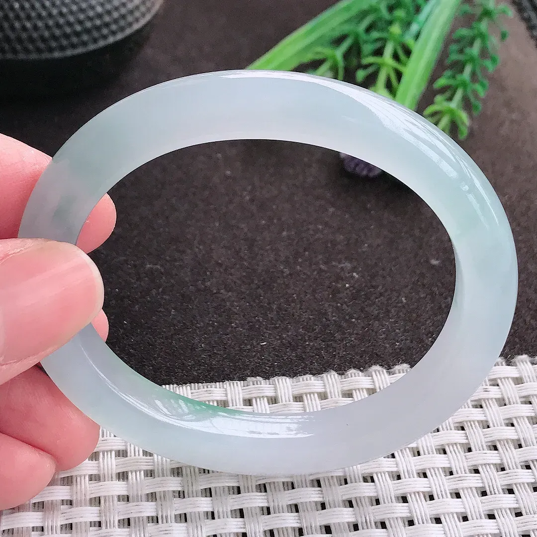 实拍A货翡翠54/46/8.9/8.2老坑冰种果冻胶天空蓝贵妃手镯翡翠玉镯