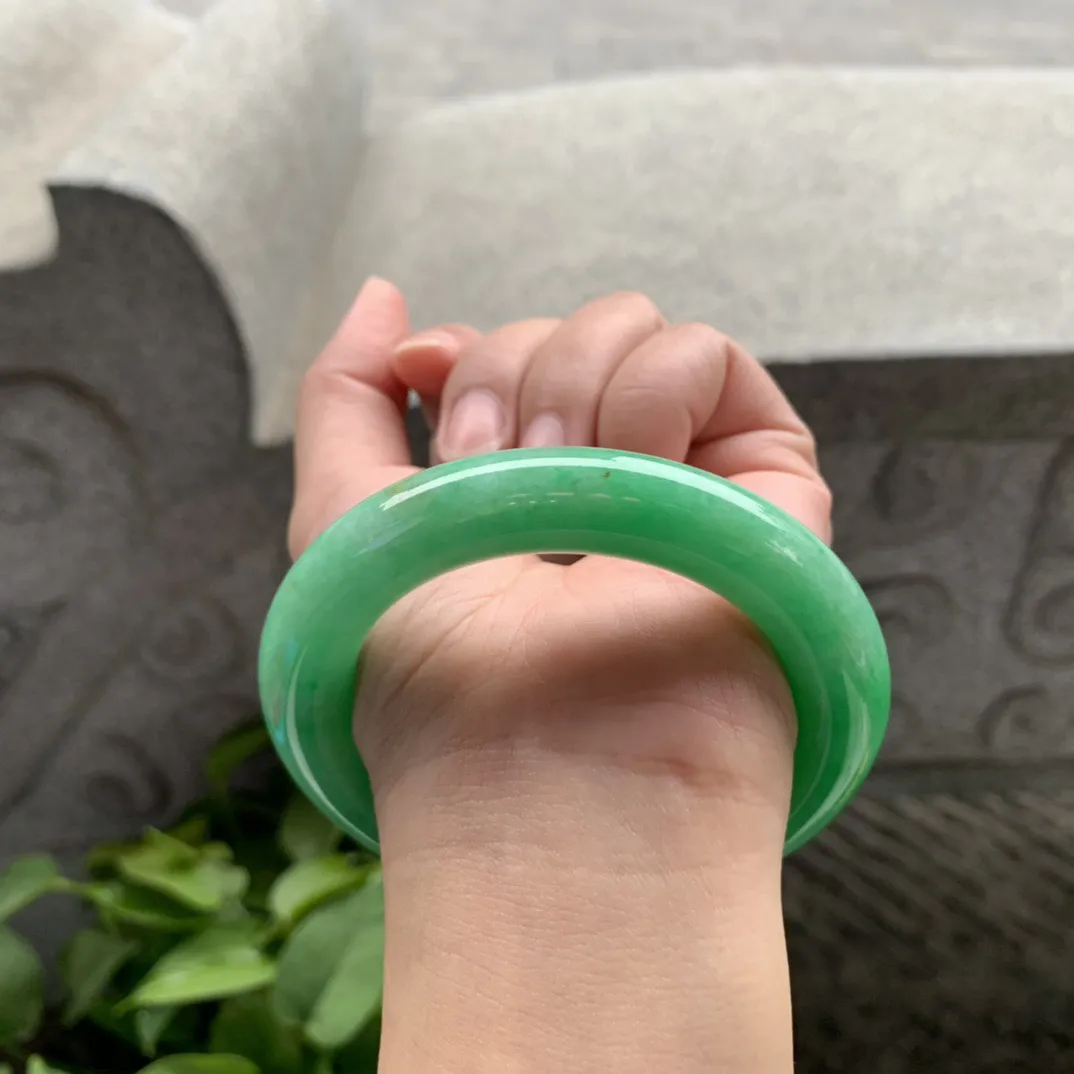 圈口 55.6-11.3【满绿圆条手镯】圆条55 56可戴