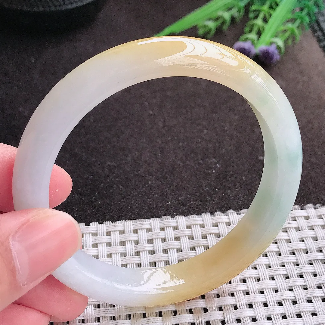 实拍A货翡翠57/10.9/8.1老坑冰胶水灵特色鸡油黄黄翡手镯宽边玉镯