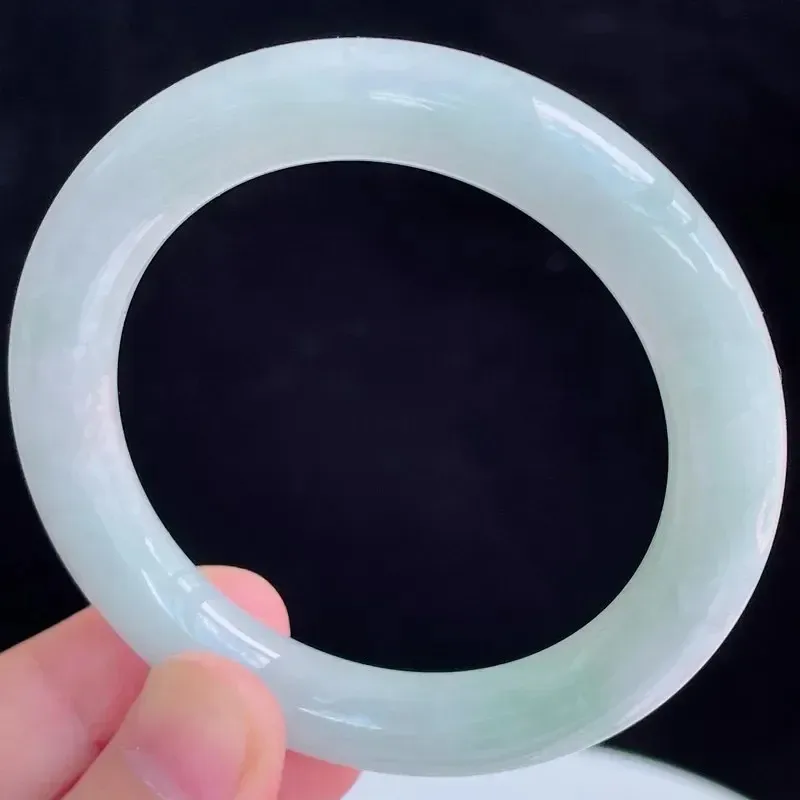 53圈好种水玉石天然翡翠A货水润有种有色飘绿手镯53.44g