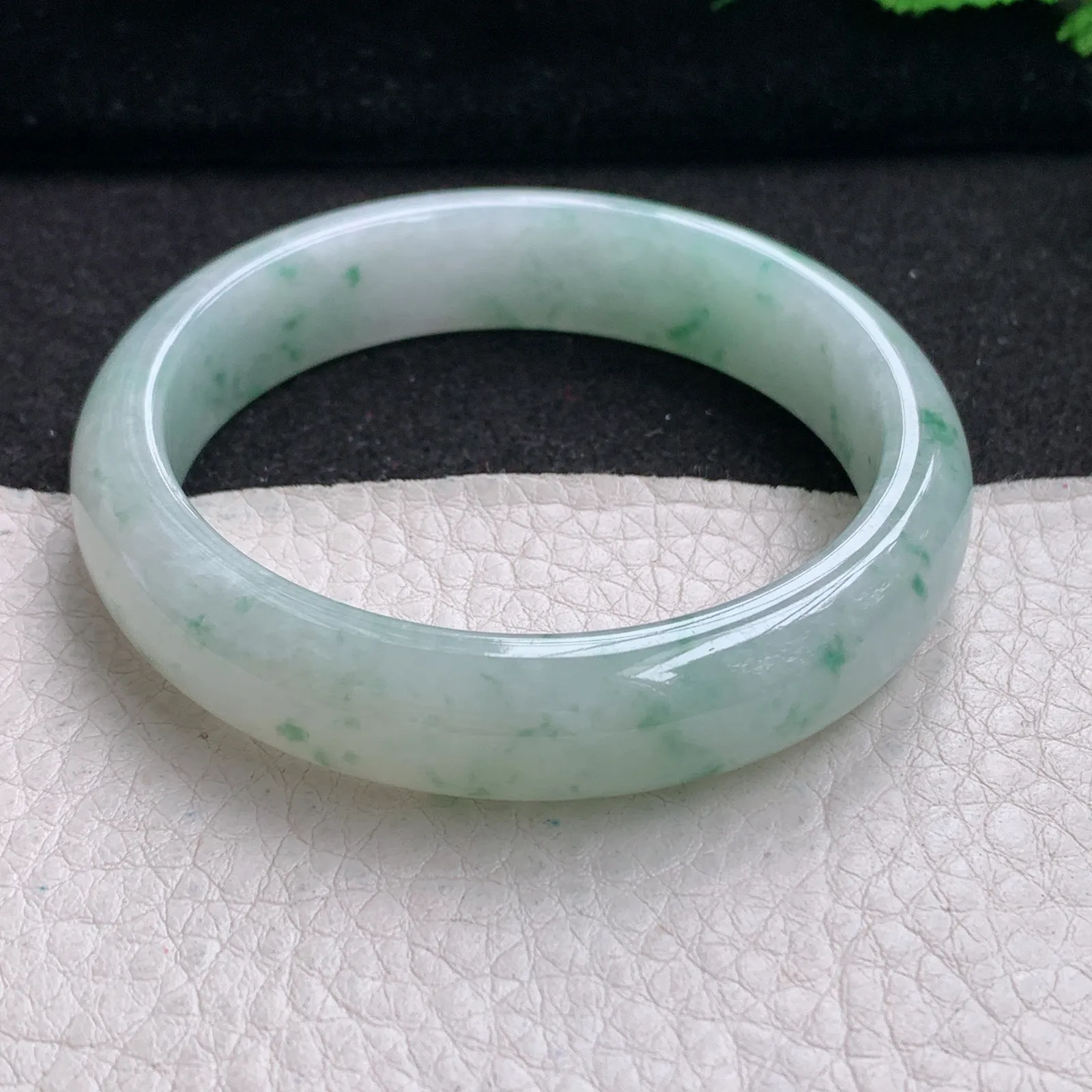 ll小圈口53*12.3*7平安镯 缅甸翡翠精美冰飘秀气宽边玉手镯 玉手环