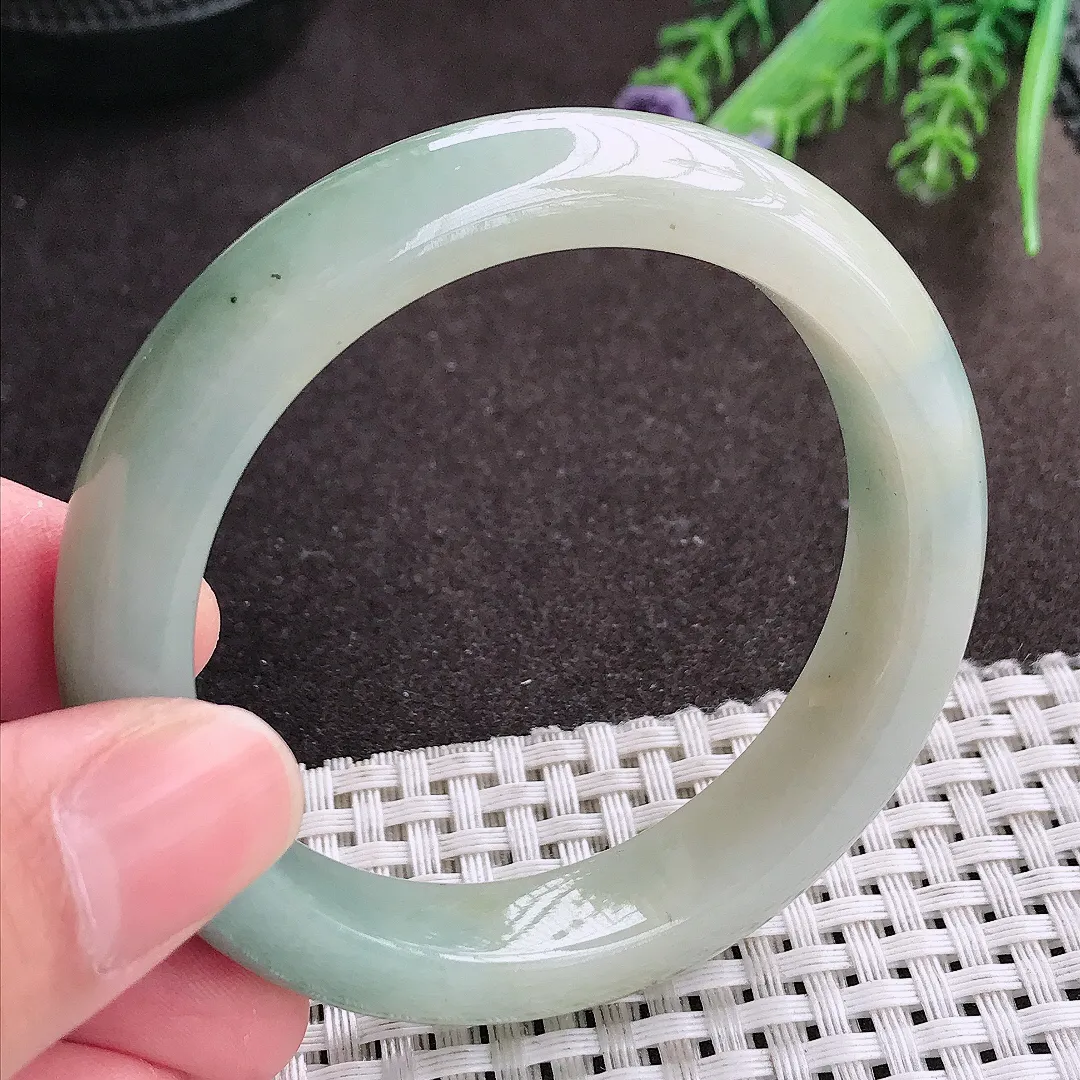 实拍A货翡翠52.5/11.8/8.5老坑冰润起胶特色飘花手镯宽边翡翠玉镯