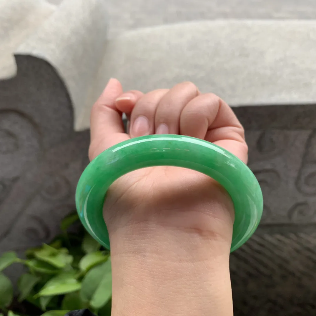 圈口 55.6-11.3【满绿圆条手镯】圆条55 56可戴