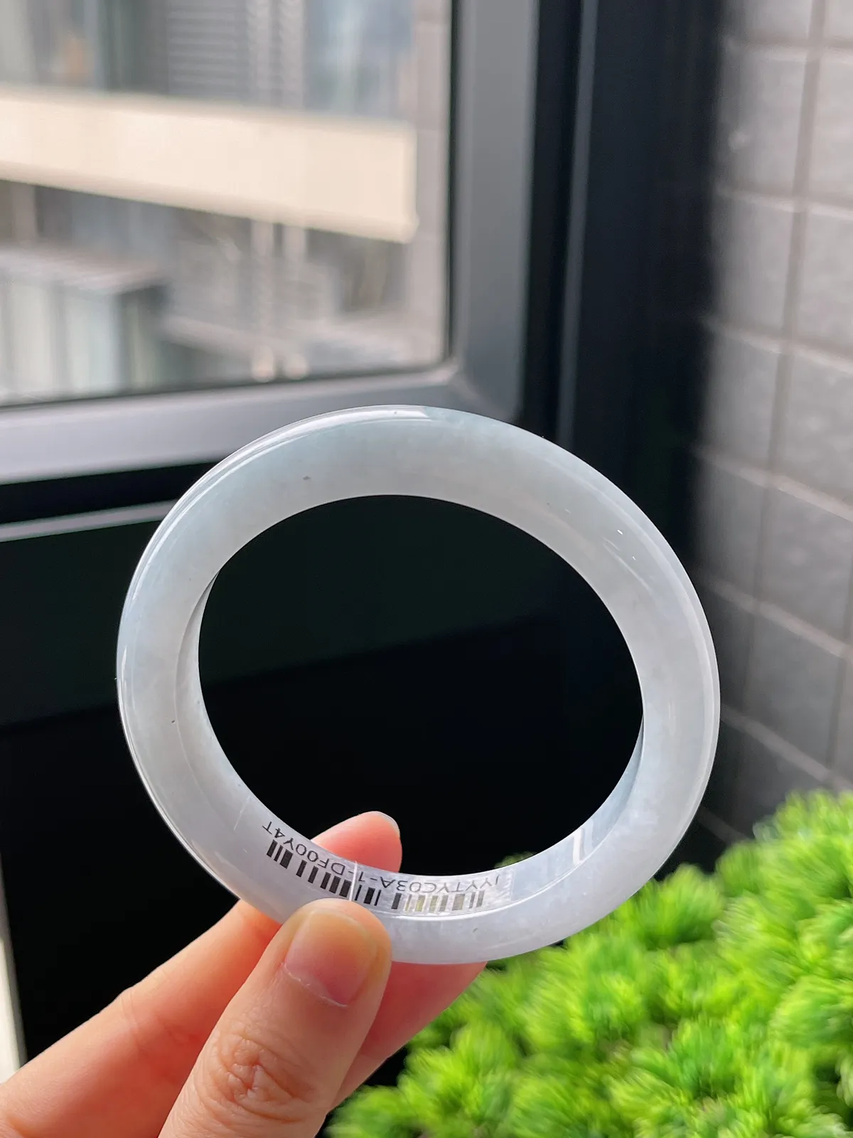 正圈57.8圈口，翡翠冰糯种蓝紫色手镯