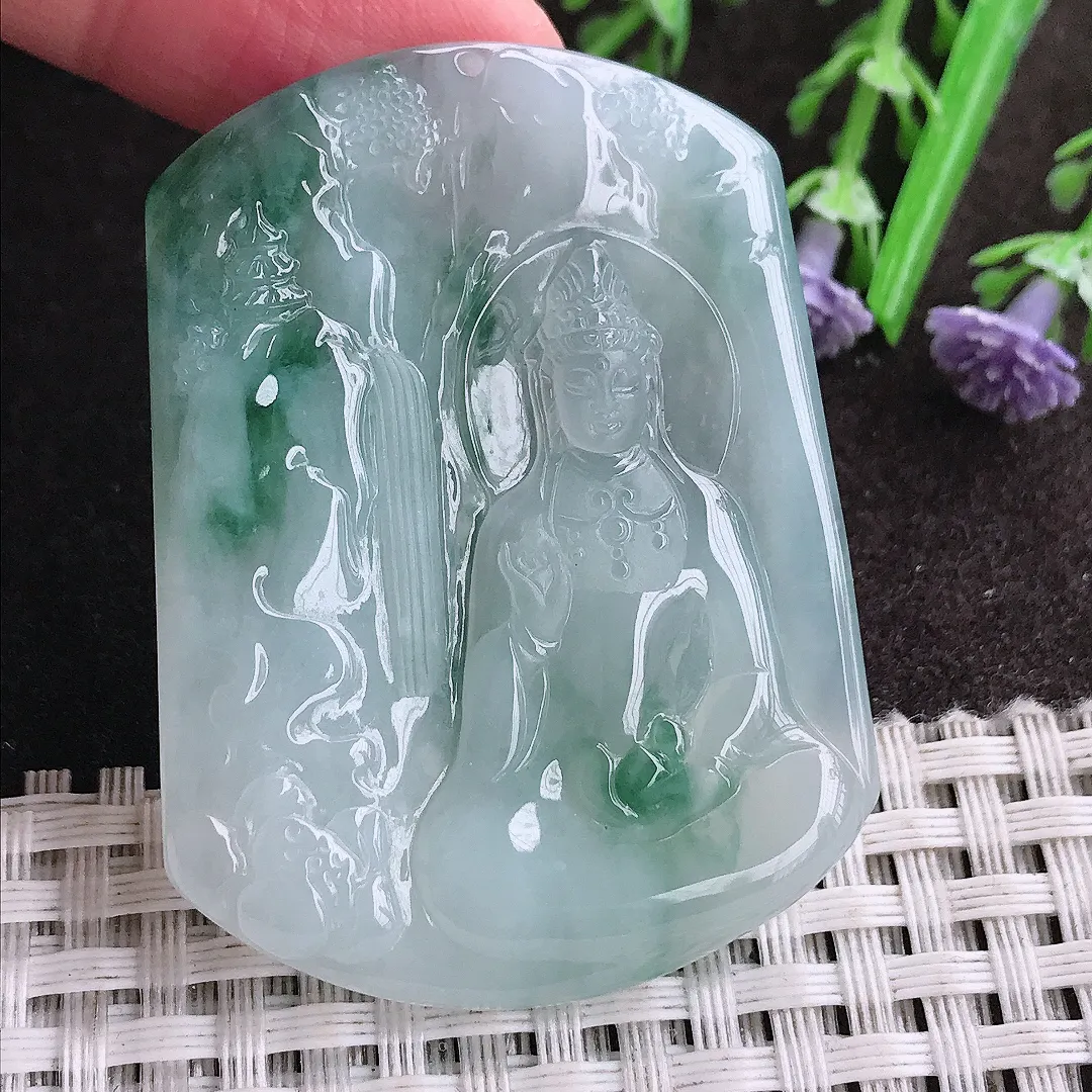 实拍A货翡翠50.6/37.8/5.5老坑冰润起胶冰飘花山水观音吊坠翡翠玉牌挂件