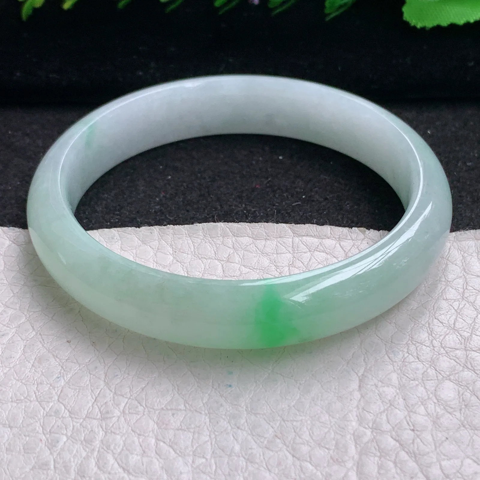 js实拍54.5*11.5*6.8平安镯 缅甸翡翠精美冰飘绿花宽边玉手镯 玉手环