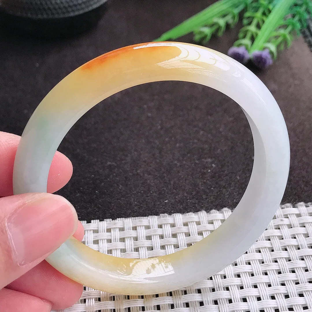 实拍A货翡翠57/10.9/8.1老坑冰胶水灵特色鸡油黄黄翡手镯宽边玉镯