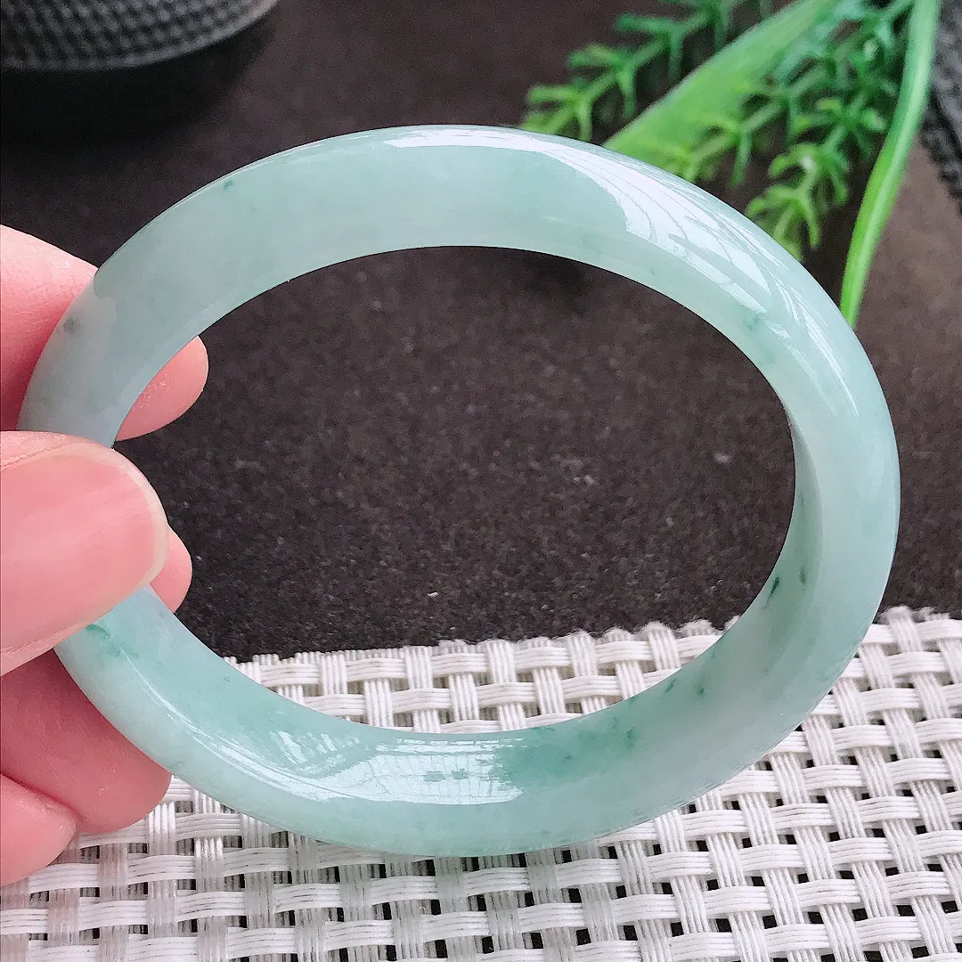 实拍A货翡翠57/50/12.9/7.8老坑秀气温润飘花贵妃手镯宽边翡翠玉镯