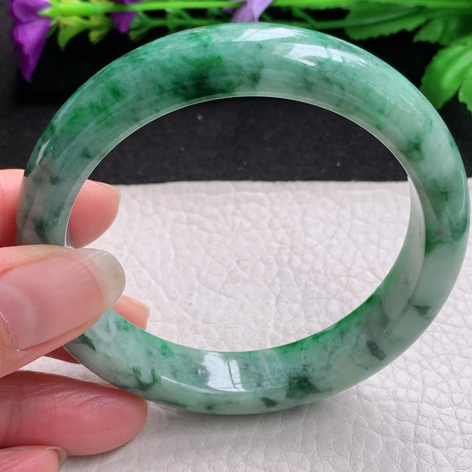ll实拍58*12.5*8.5平安镯 缅甸翡翠精美辣绿水润宽边玉手镯 玉手环
