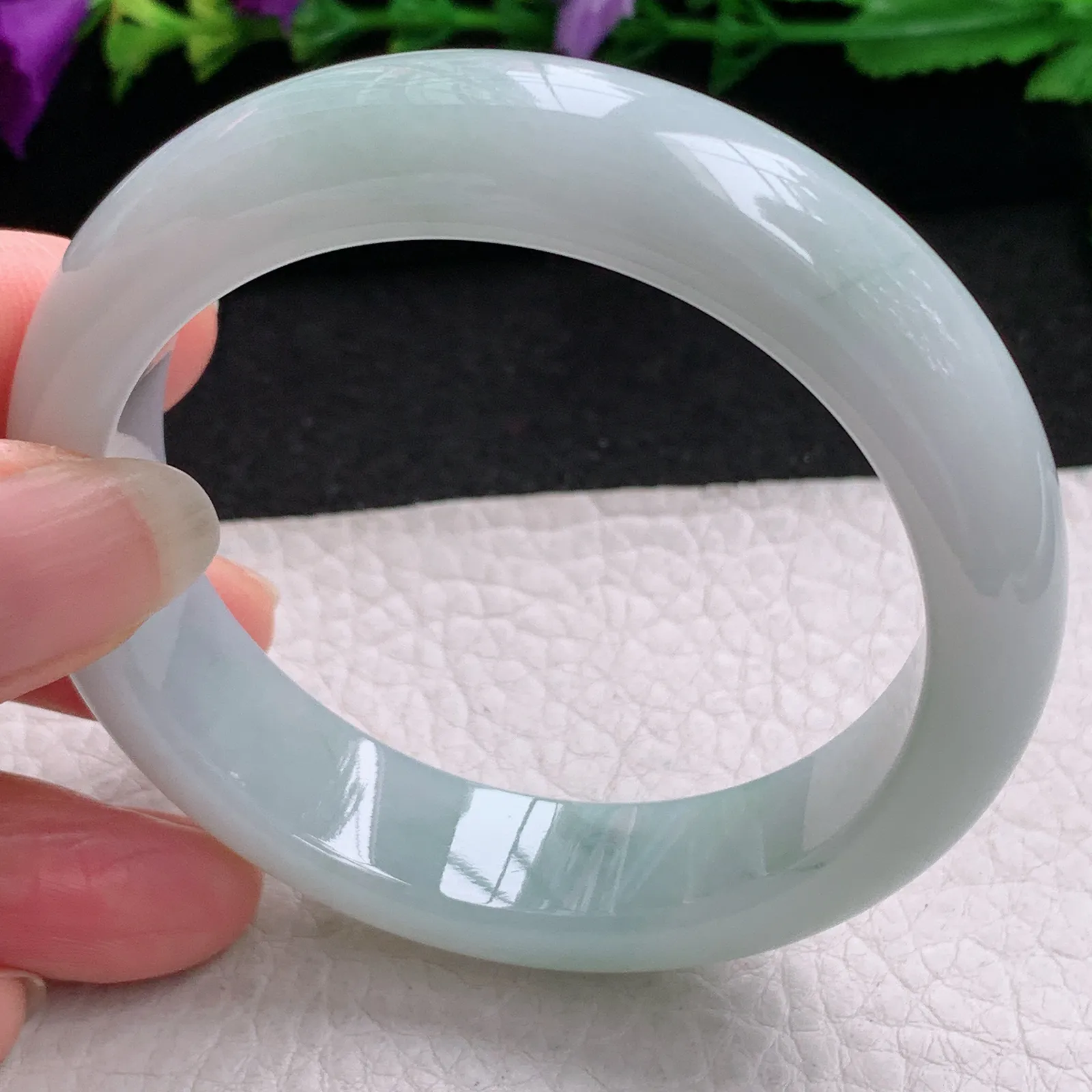 nr实拍54*14*8.3平安镯 缅甸翡翠精美飘花水润宽边玉手镯 玉手环