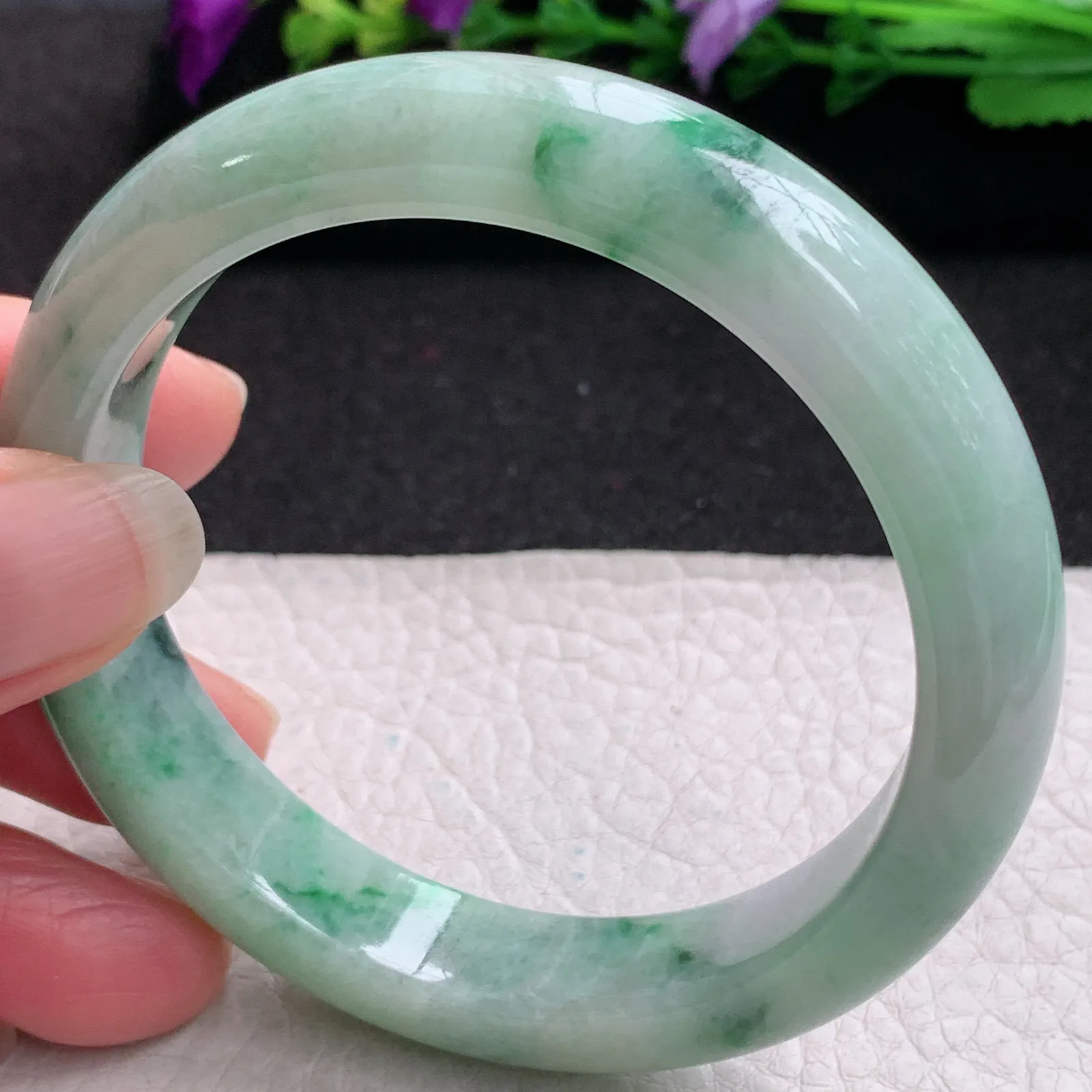 ll实拍58.5*12.5*9平安镯 缅甸翡翠精美飘花水润宽边玉手镯 玉手环