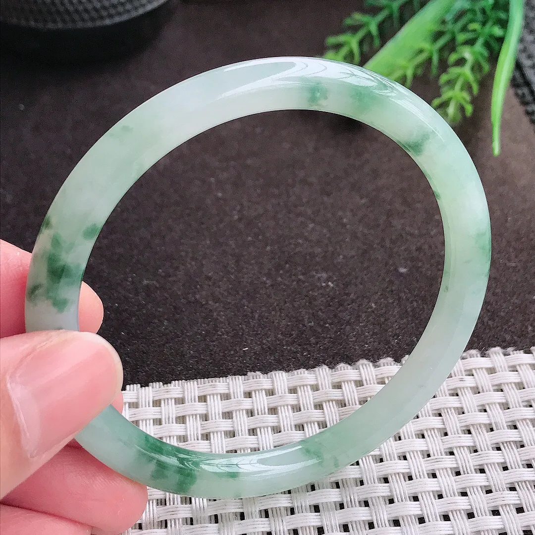 实拍A货翡翠58.5/6.8/7.2老坑冰润起胶飘花细条手镯翡翠叮当镯玉镯